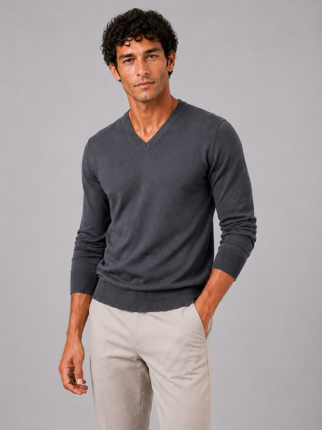 Men’s V-Neck Knit Jumper Slim Fit Long Sleeve Lightweight Autumn Pullover for Business Casual and Everyday Wear