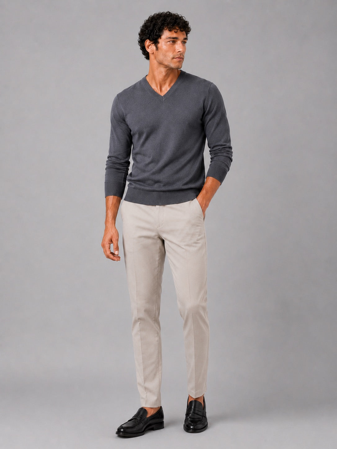 Men’s V-Neck Knit Jumper Slim Fit Long Sleeve Lightweight Autumn Pullover for Business Casual and Everyday Wear