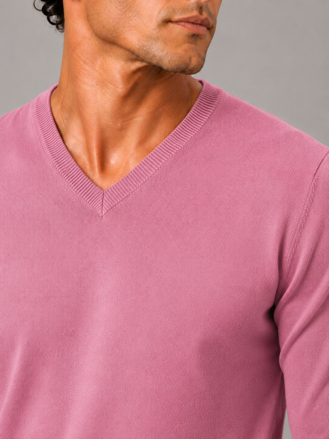 Men’s V-Neck Knit Jumper Slim Fit Long Sleeve Lightweight Autumn Pullover for Business Casual and Everyday Wear