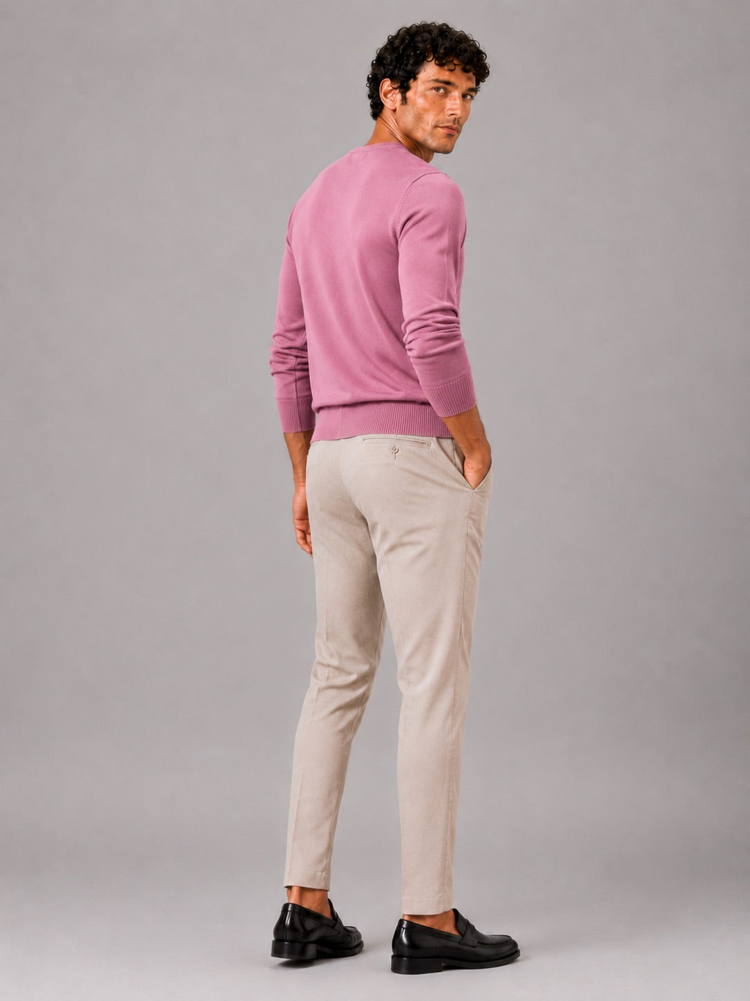 Men’s V-Neck Knit Jumper Slim Fit Long Sleeve Lightweight Autumn Pullover for Business Casual and Everyday Wear
