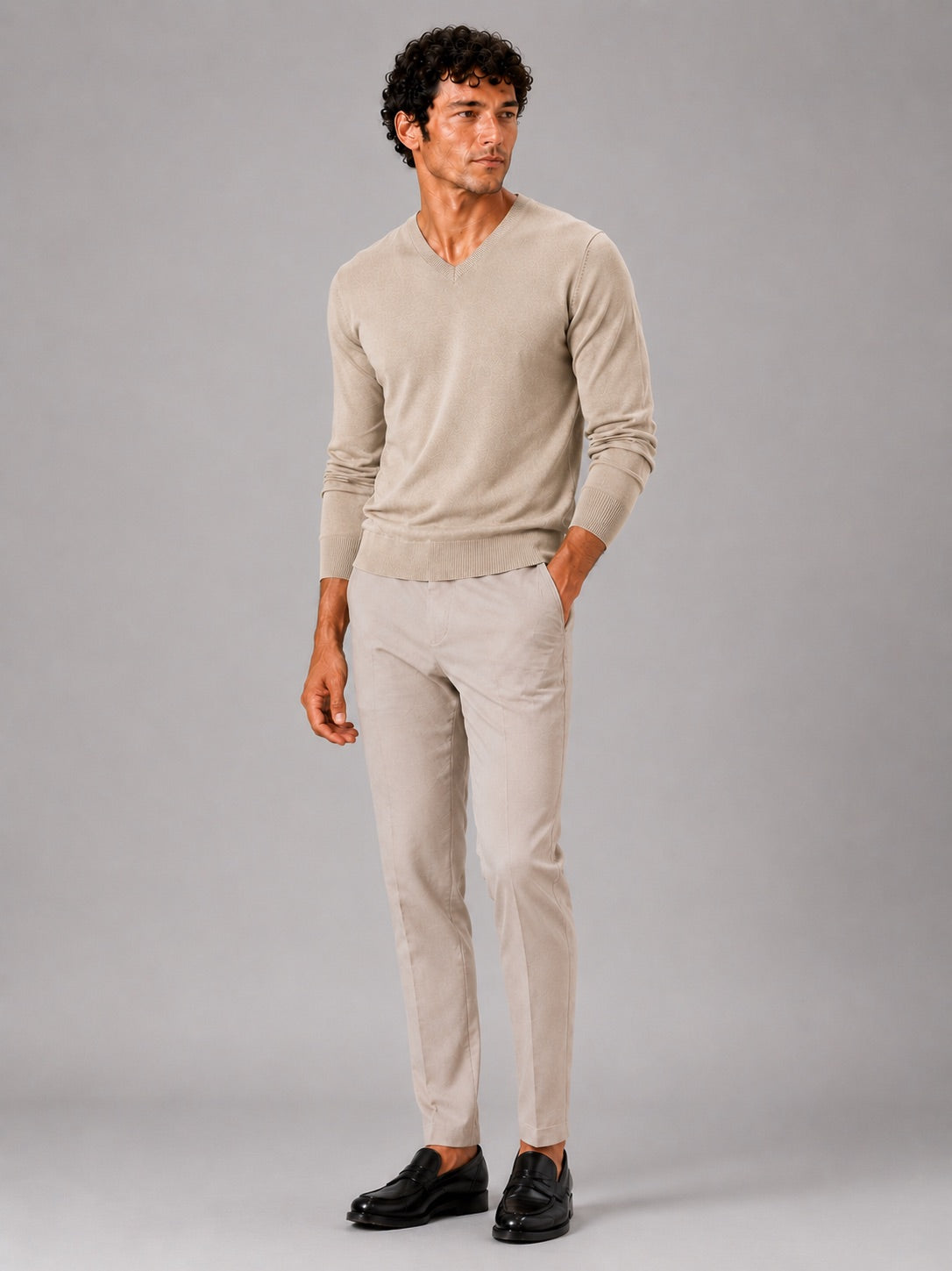 Men’s V-Neck Knit Jumper Slim Fit Long Sleeve Lightweight Autumn Pullover for Business Casual and Everyday Wear