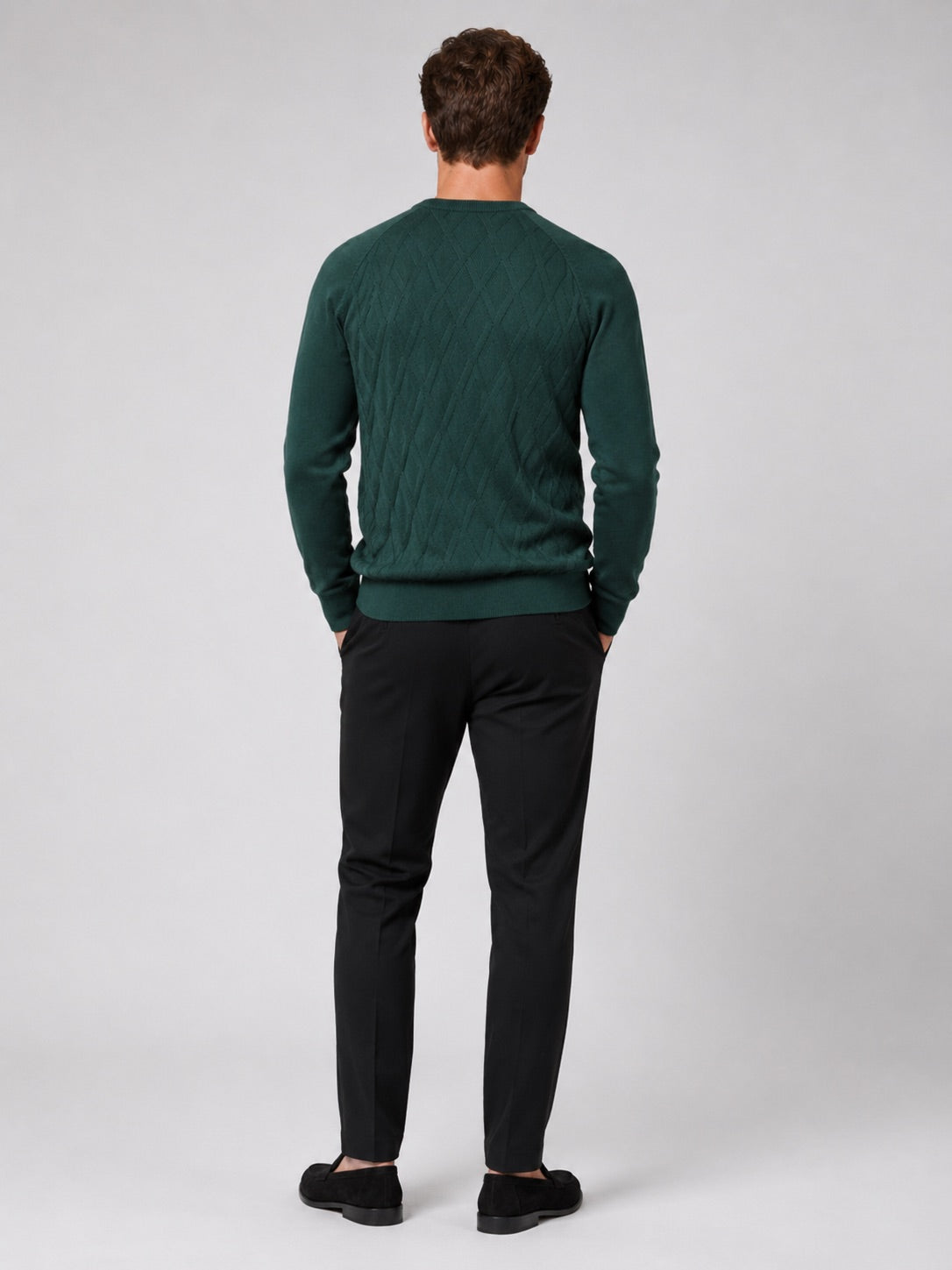 Men’s Argyle Jumper Crewneck Long Sleeve Knit Warm Winter Pullover for Business Casual and Everyday Wear