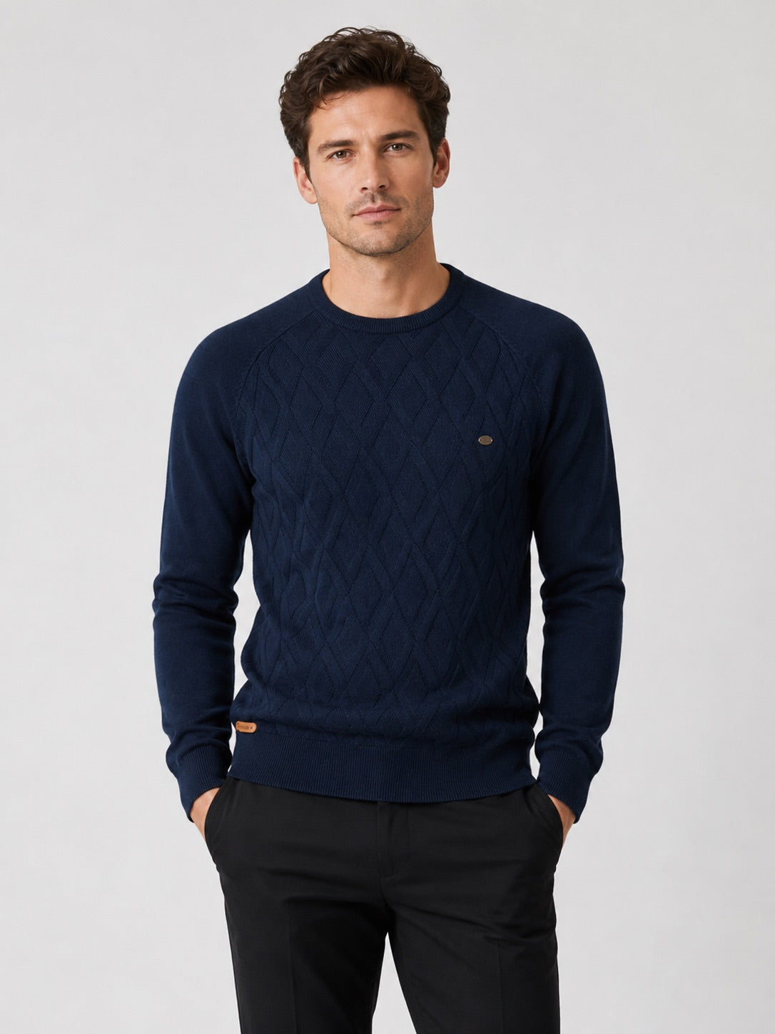 Men’s Argyle Jumper Crewneck Long Sleeve Knit Warm Winter Pullover for Business Casual and Everyday Wear