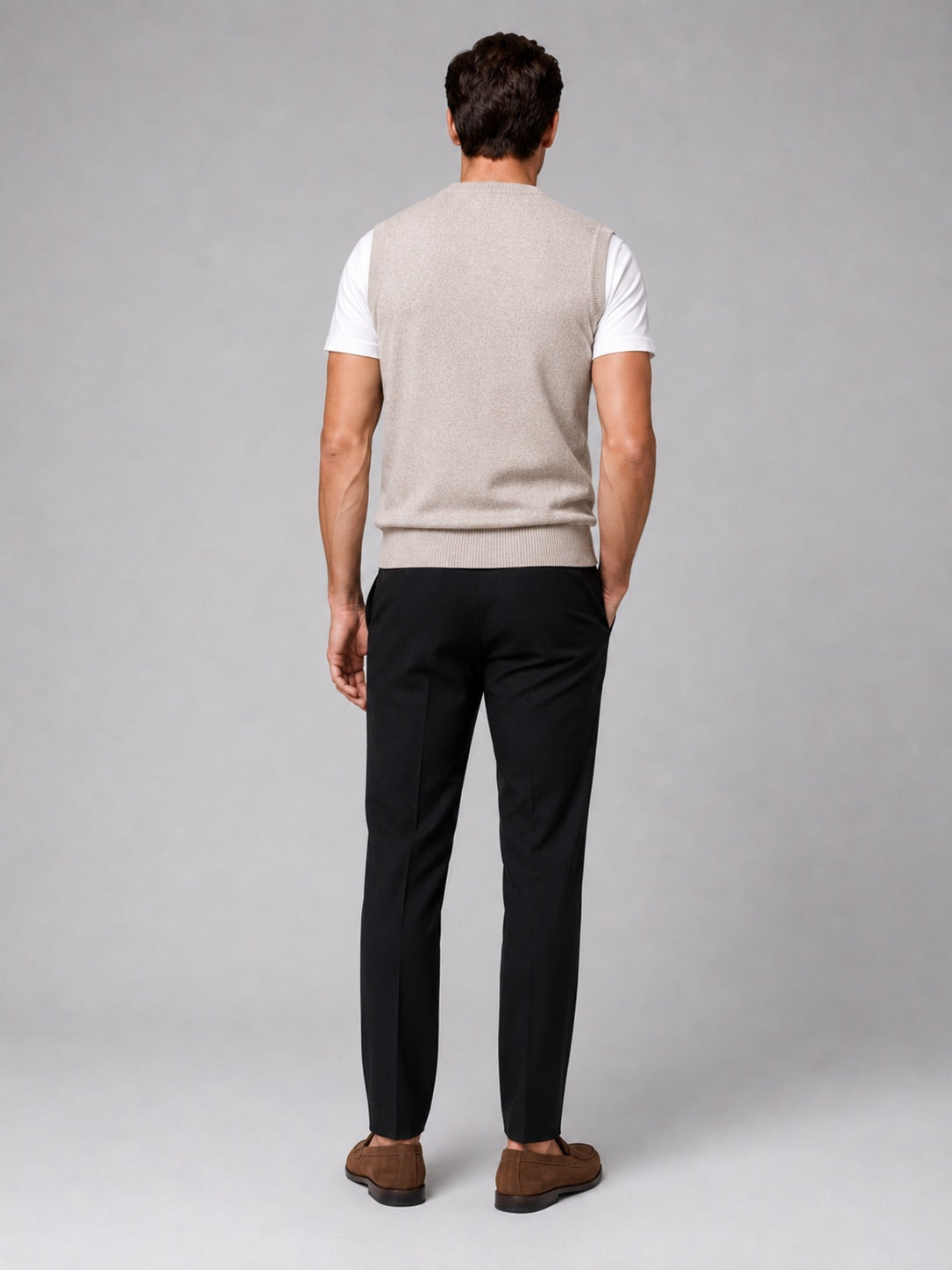 Men’s Sleeveless Jumper V-Neck Solid Colour Sleeveless Knit Autumn Winter Layer for Business Casual and Everyday Wear