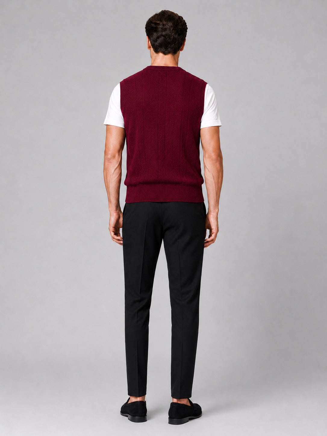 Men’s Sleeveless Jumper V-Neck Solid Colour Sleeveless Knit Autumn Winter Layer for Business Casual and Everyday Wear