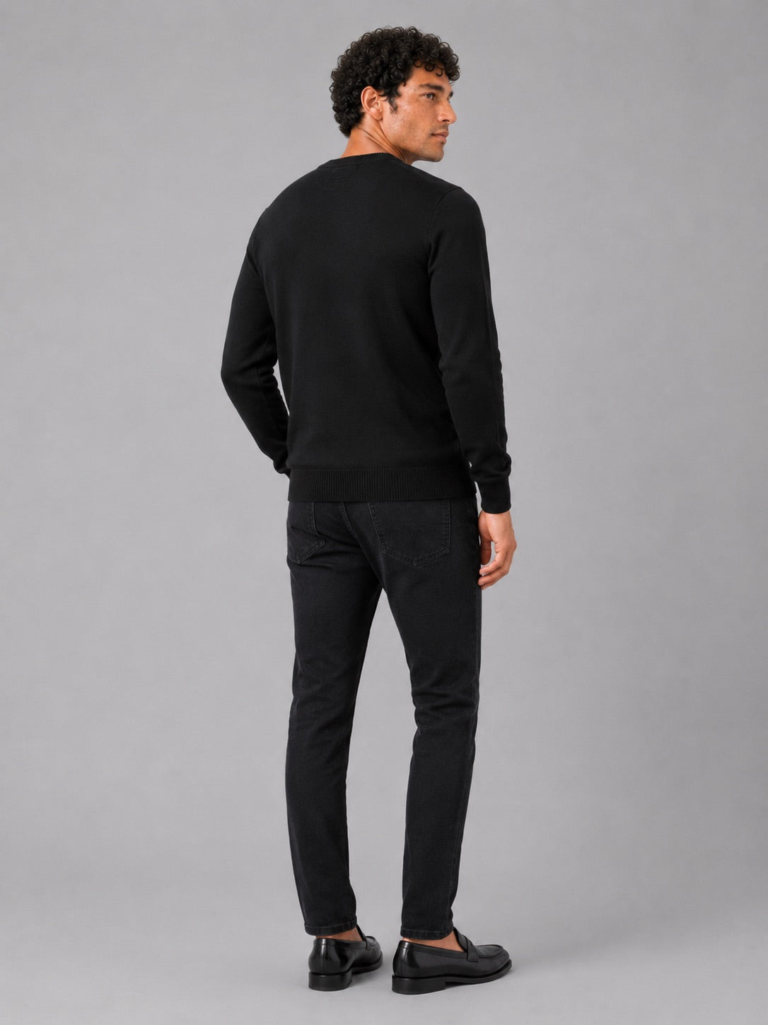 Men’s Crew Neck Knit Jumper Long Sleeve Soft Lightweight Autumn Pullover for Business Casual and Everyday Wear