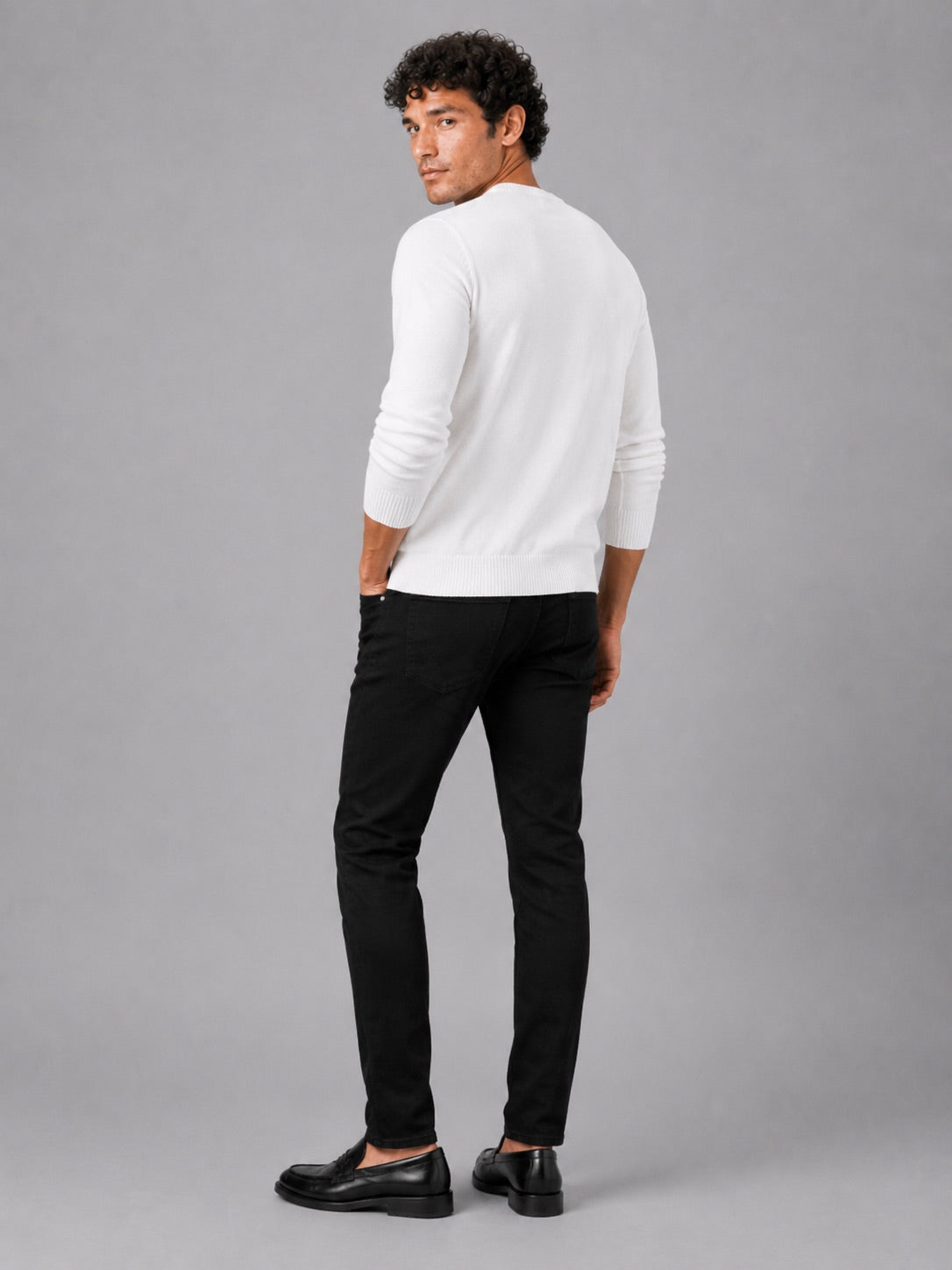 Men’s Crew Neck Knit Jumper Long Sleeve Soft Lightweight Autumn Pullover for Business Casual and Everyday Wear
