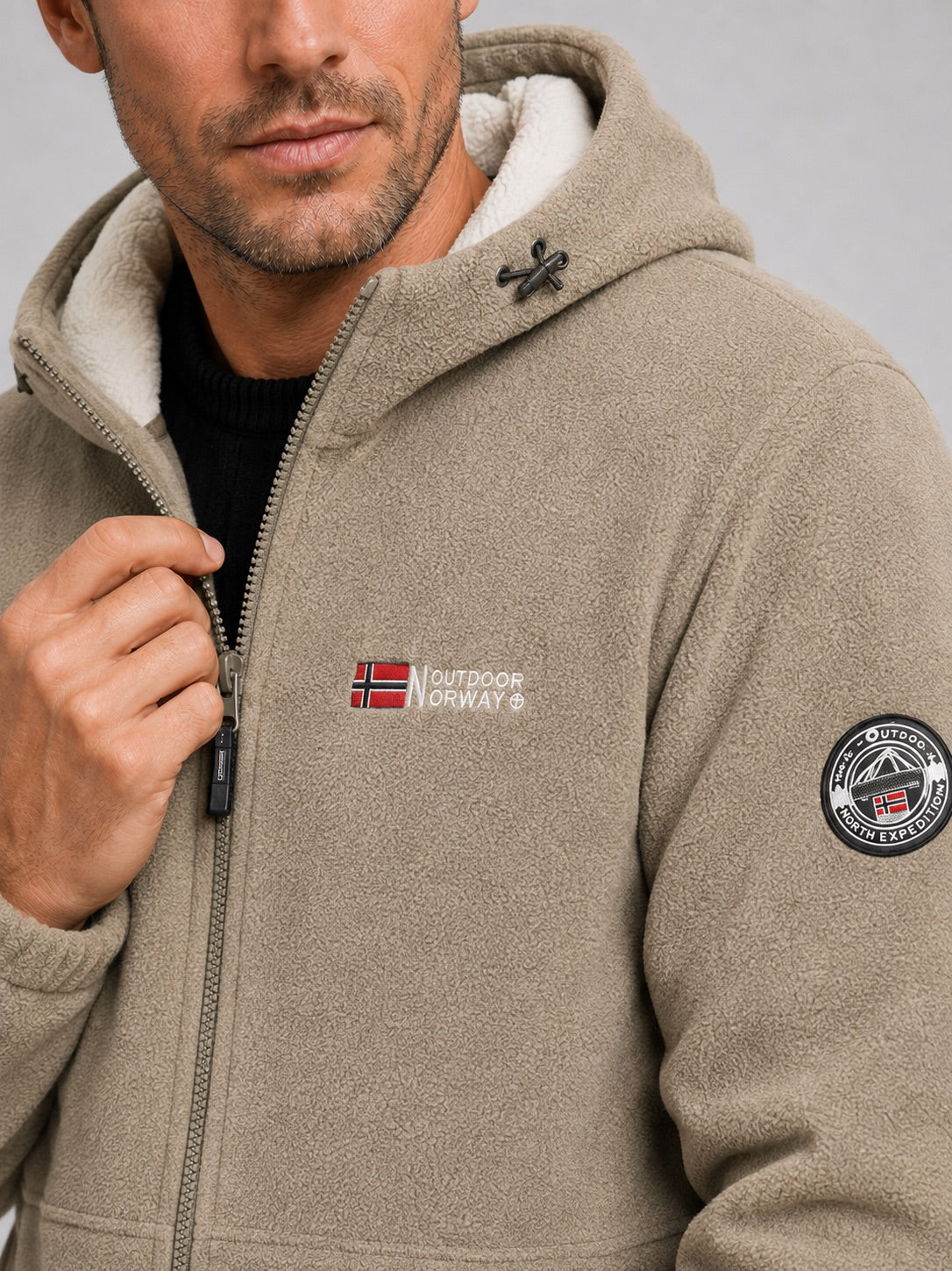Men’s Hooded Fleece Jacket Windproof Thick Warm Winter Jacket for Hiking and Outdoor Wear