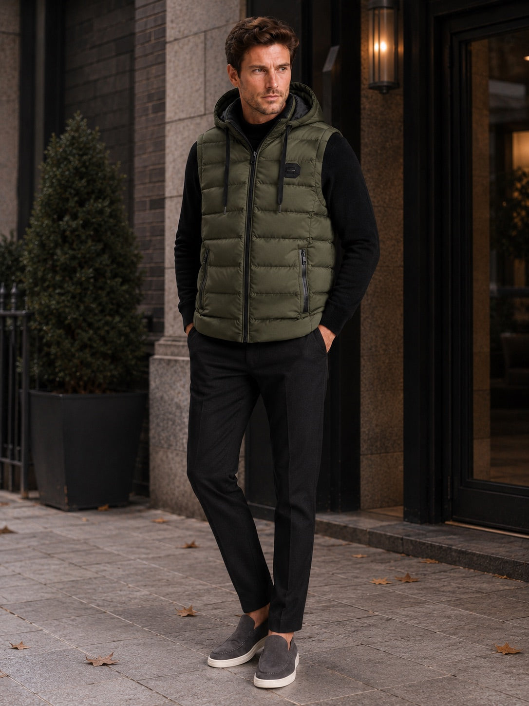 Men’s Hooded Puffer Gilet Zip-Up Cotton Padded Thick Warm Autumn Winter Sleeveless Jacket for Casual and Outdoor Wear