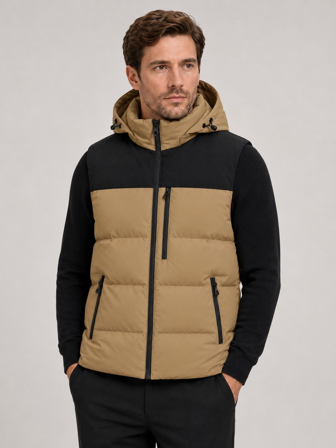 Men’s Hooded Puffer Gilet Windproof Zip-Up Thick Warm Autumn Winter Sleeveless Jacket for Casual and Outdoor Wear