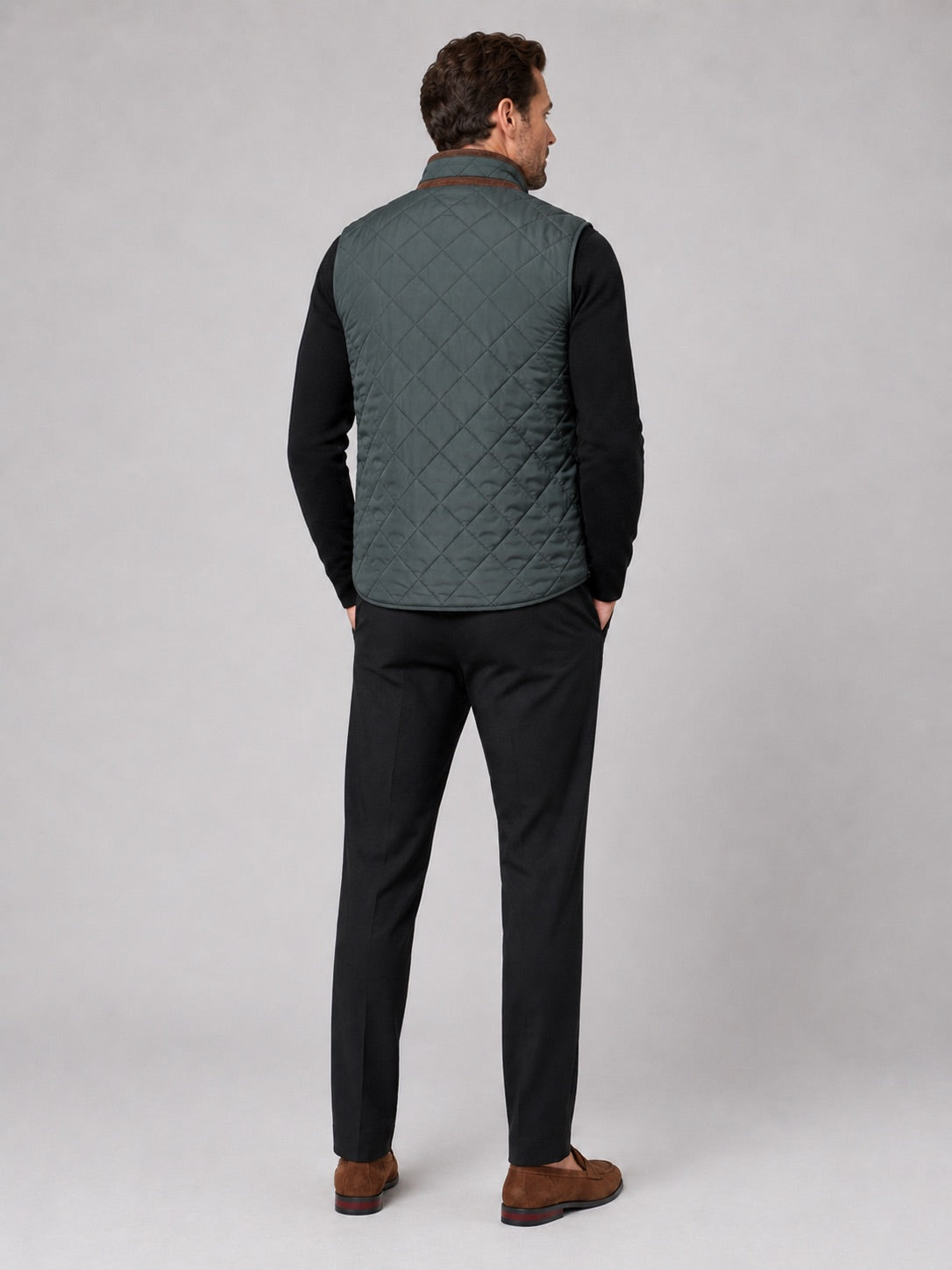 Men’s Quilted Gilet Polo Collar Multi-Pocket Padded Thick Autumn Winter Sleeveless Jacket for Casual and Outdoor Wear