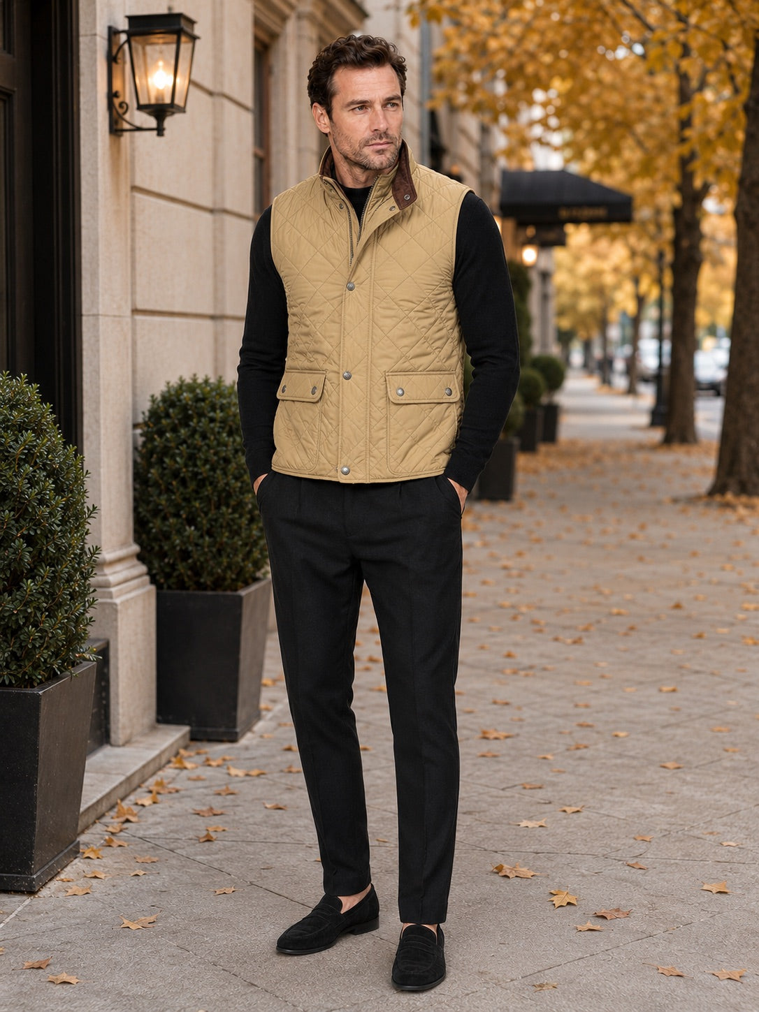 Men’s Quilted Gilet Polo Collar Multi-Pocket Padded Thick Autumn Winter Sleeveless Jacket for Casual and Outdoor Wear