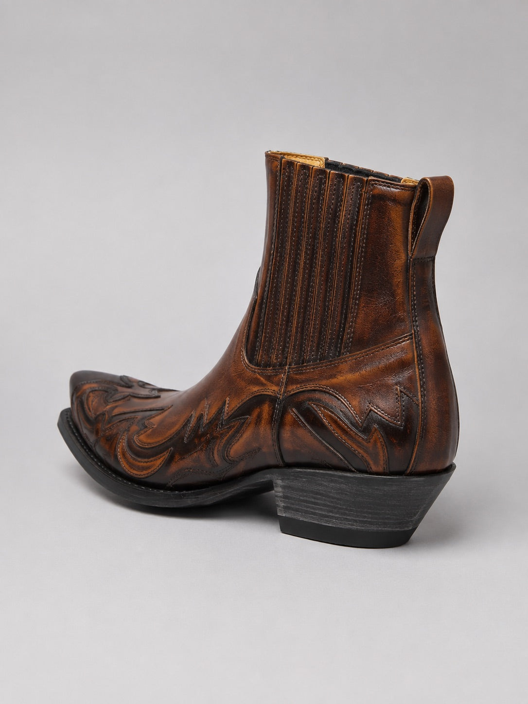 Men’s Western Cowboy Boots Embroidered Pointed Toe Leather Ankle Boots for Casual and Everyday Wear
