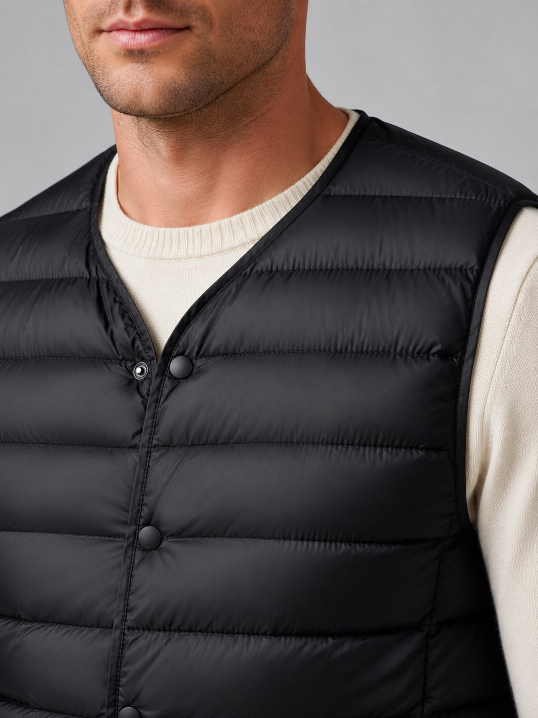 Men’s Down Gilet Windproof Waterproof Lightweight Warm Button Winter Puffer Gilet for Outdoor and Everyday Wear