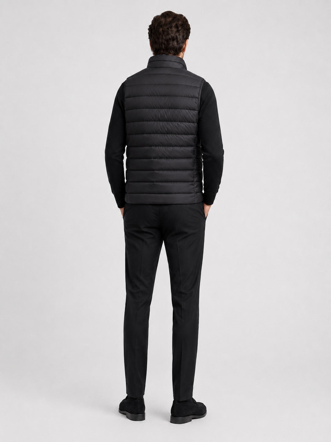 Men’s Down Gilet Thick Warm Zip-Up Windproof Waterproof Winter Puffer Gilet for Outdoor and Everyday Wear