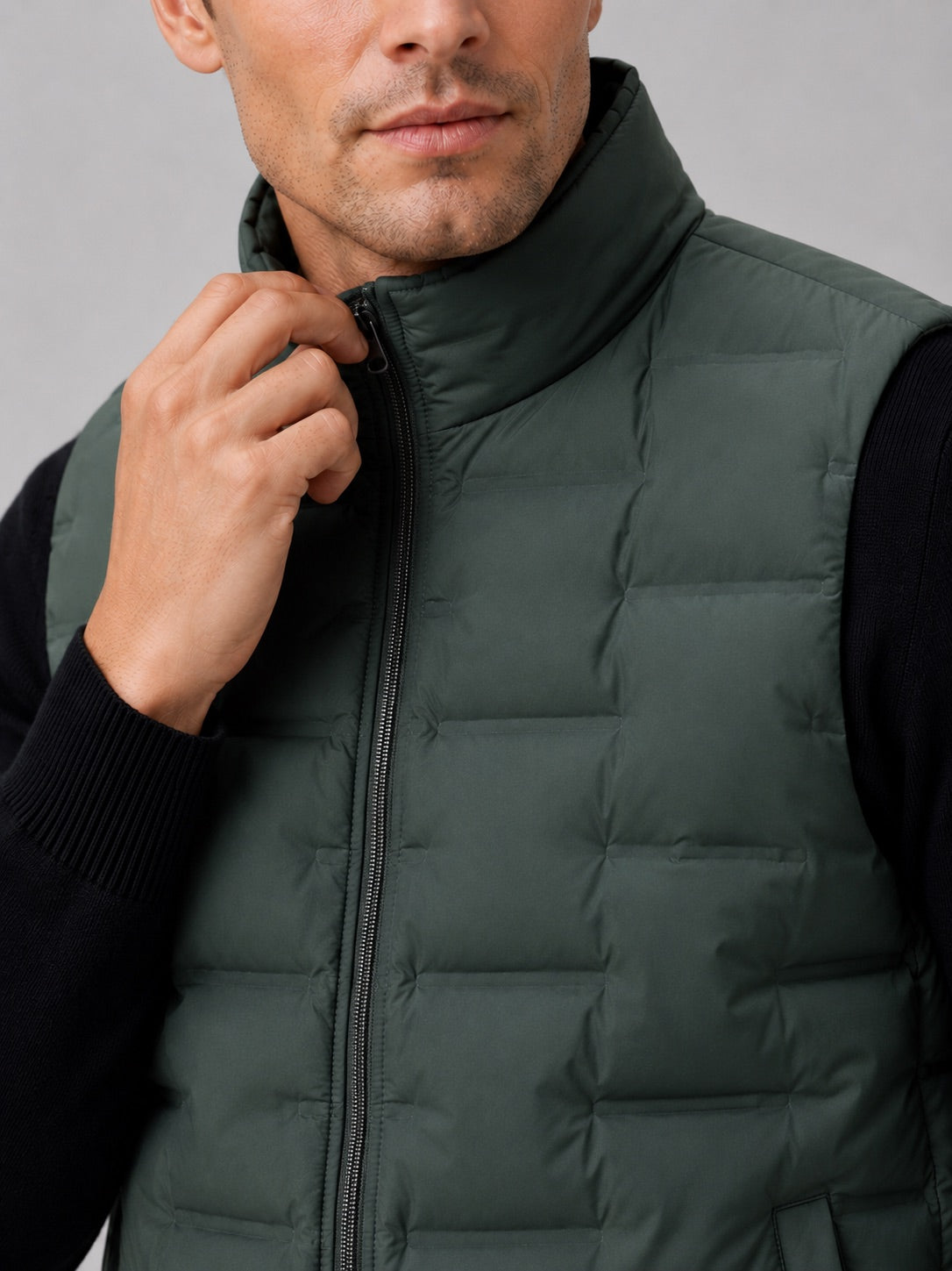 Men’s White Duck Down Gilet Stand Collar Windproof Waterproof Lightweight Winter Autumn Puffer Gilet for Everyday Wear