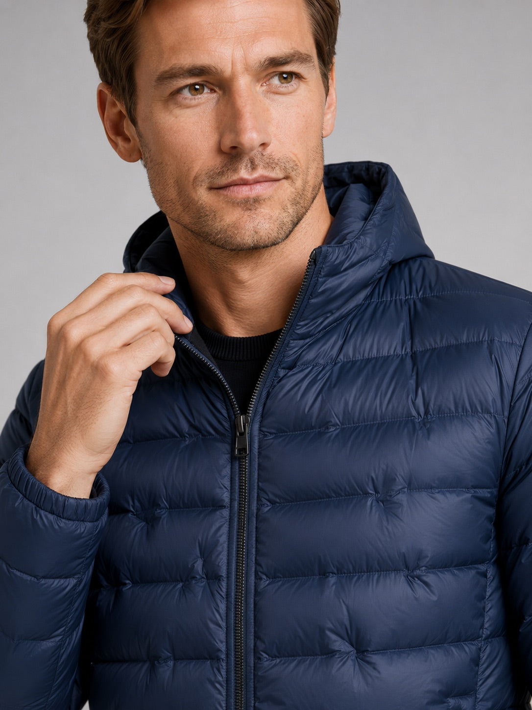 Men’s Down Puffer Jacket Lightweight Windproof Waterproof Hooded Autumn Winter Puffer Jacket for Outdoor and Everyday Wear