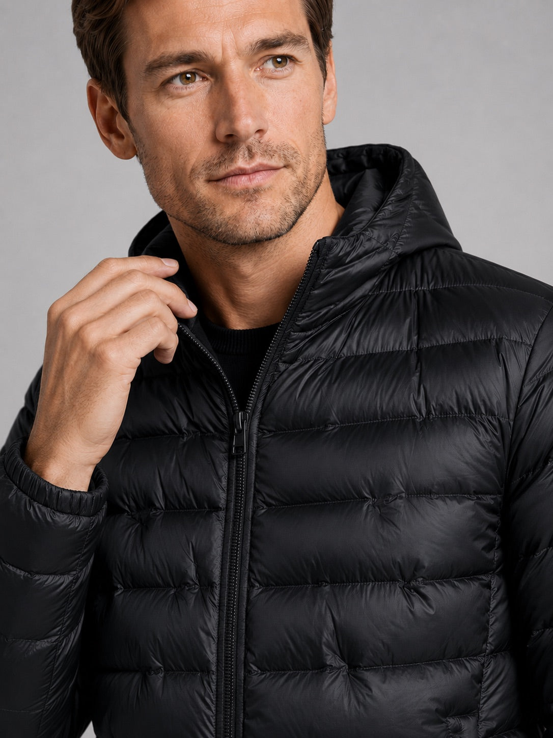 Men’s Down Puffer Jacket Lightweight Windproof Waterproof Hooded Autumn Winter Puffer Jacket for Outdoor and Everyday Wear
