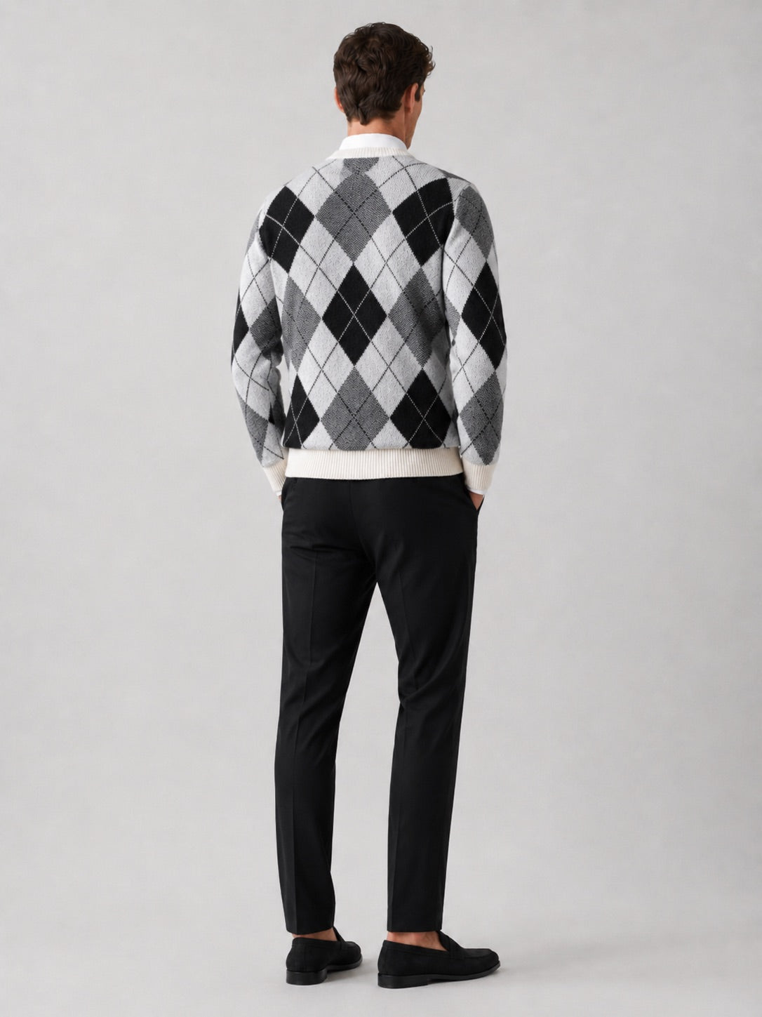 Men’s Wool Argyle Jumper Crew Neck Thick Knit  Autumn Winter Pullover for Business Casual and Everyday Wear
