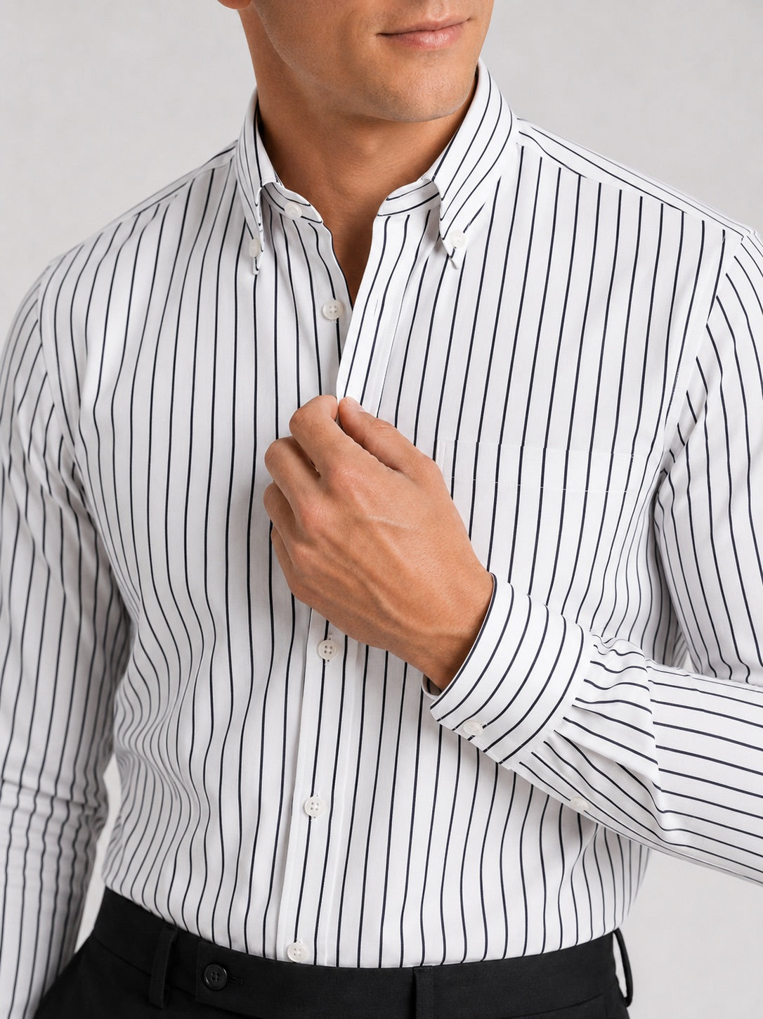 Men’s Striped Button-Down Long Sleeve Shirt Slim Fit Autumn Business Casual Dress Shirt for Office and Everyday Wear