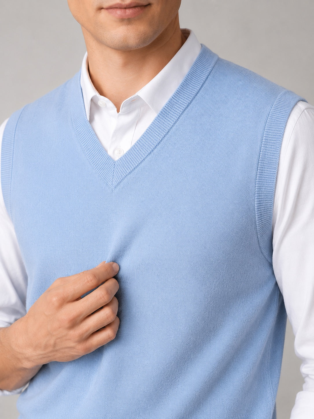 Men’s Sleeveless Jumper V-Neck Solid Colour Knit Autumn Winter Layer for Business Casual and Everyday Wear