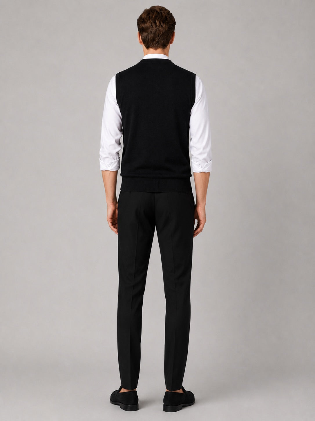 Men’s Sleeveless Jumper V-Neck Solid Colour Knit Autumn Winter Layer for Business Casual and Everyday Wear