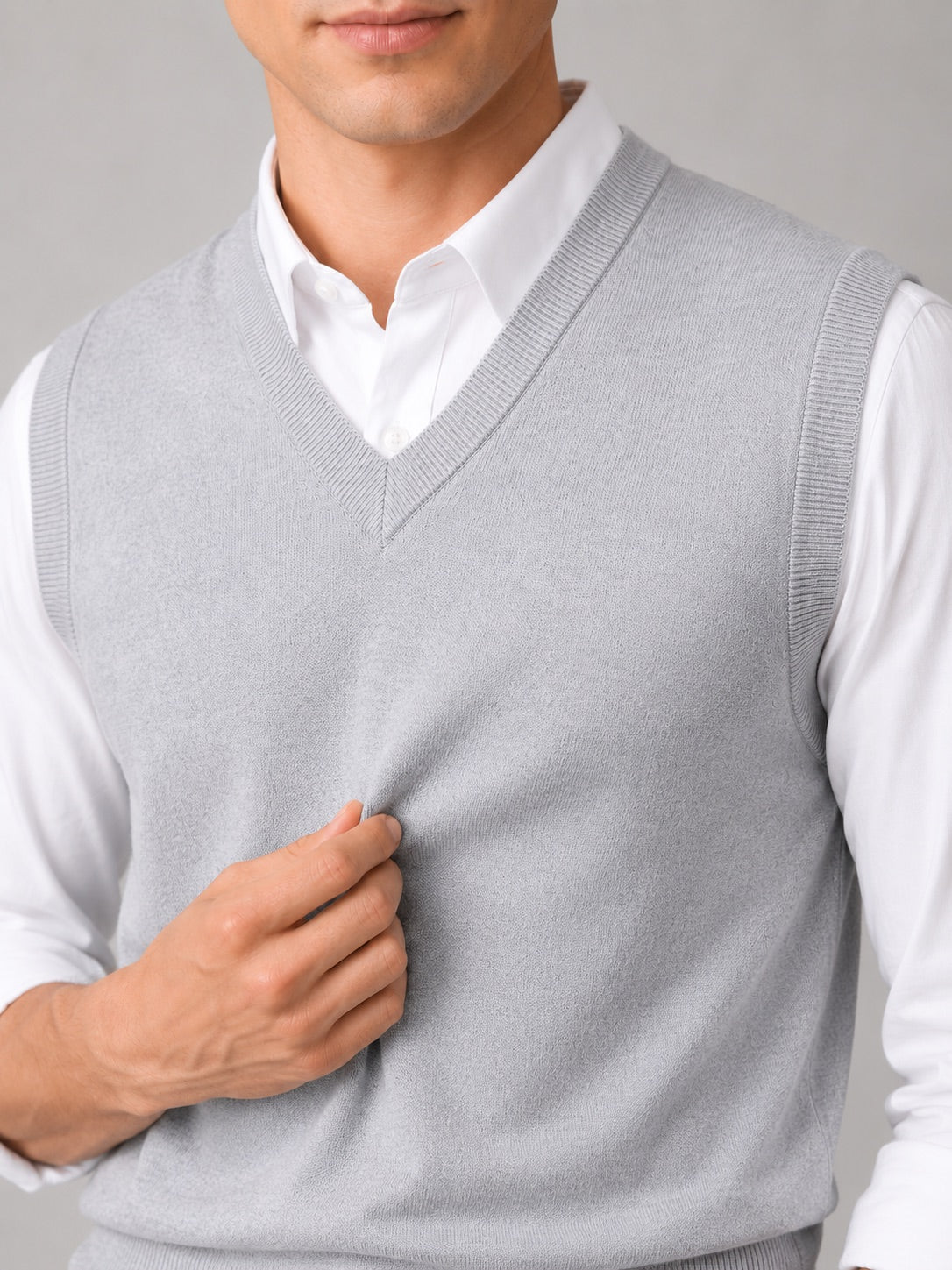 Men’s Sleeveless Jumper V-Neck Solid Colour Knit Autumn Winter Layer for Business Casual and Everyday Wear