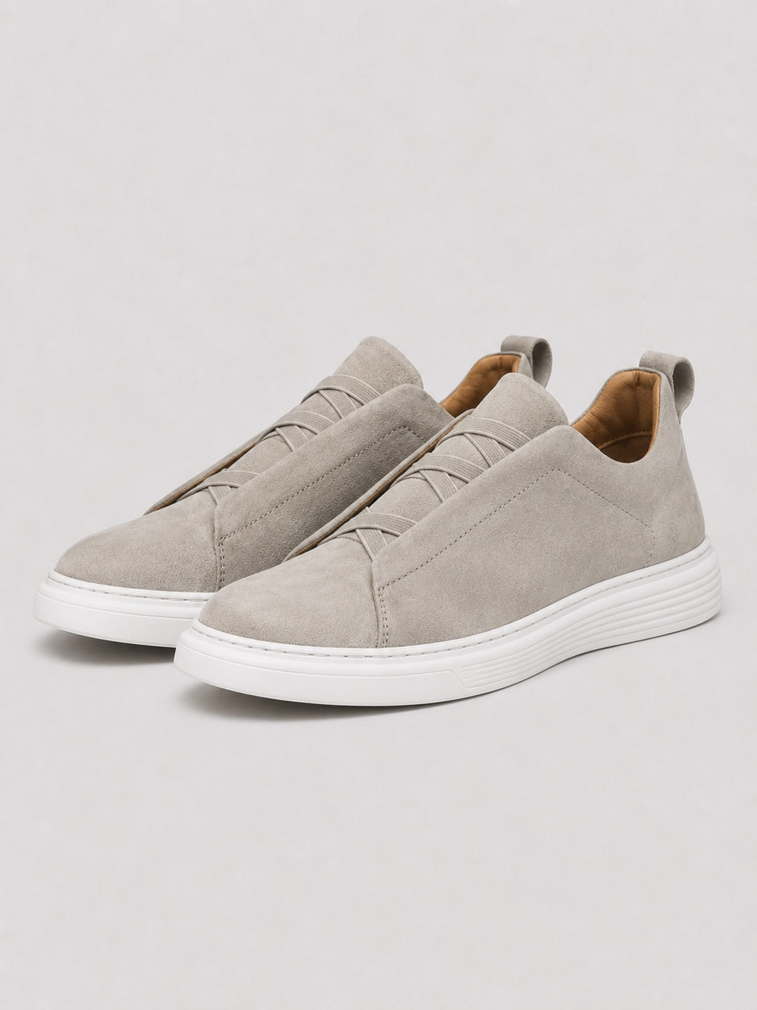 Men’s Suede Slip-On Trainers Lightweight Comfortable Casual Summer Shoes for Travel and Everyday Wear