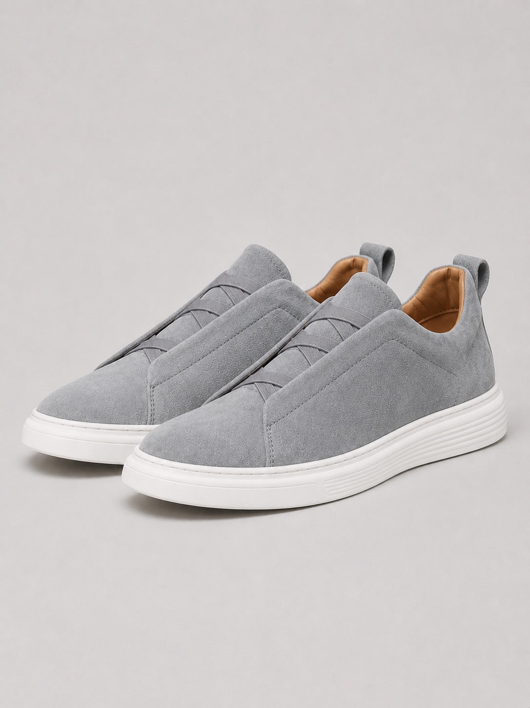 Men’s Suede Slip-On Trainers Lightweight Comfortable Casual Summer Shoes for Travel and Everyday Wear