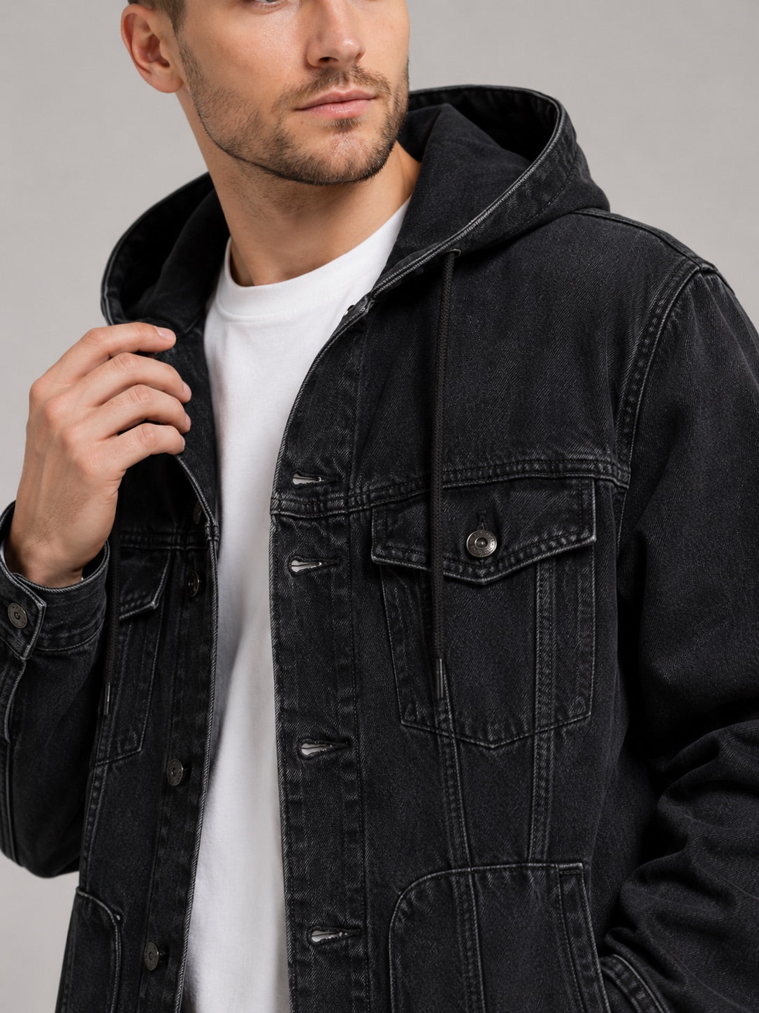 Men’s Hooded Denim Jacket Windproof Large Pocket Autumn Jacket for Streetwear and Everyday Wear