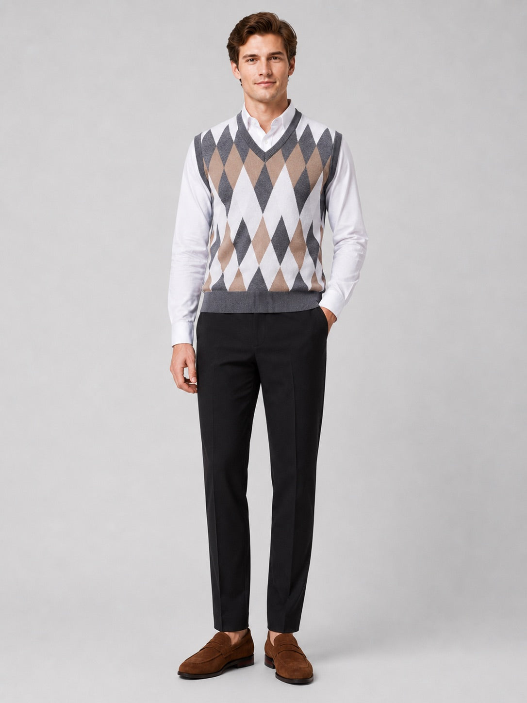 Men’s Argyle Sleeveless Jumper V-Neck Slim Fit Lightweight Knit Autumn Winter Layer for Business Casual and Everyday Wear