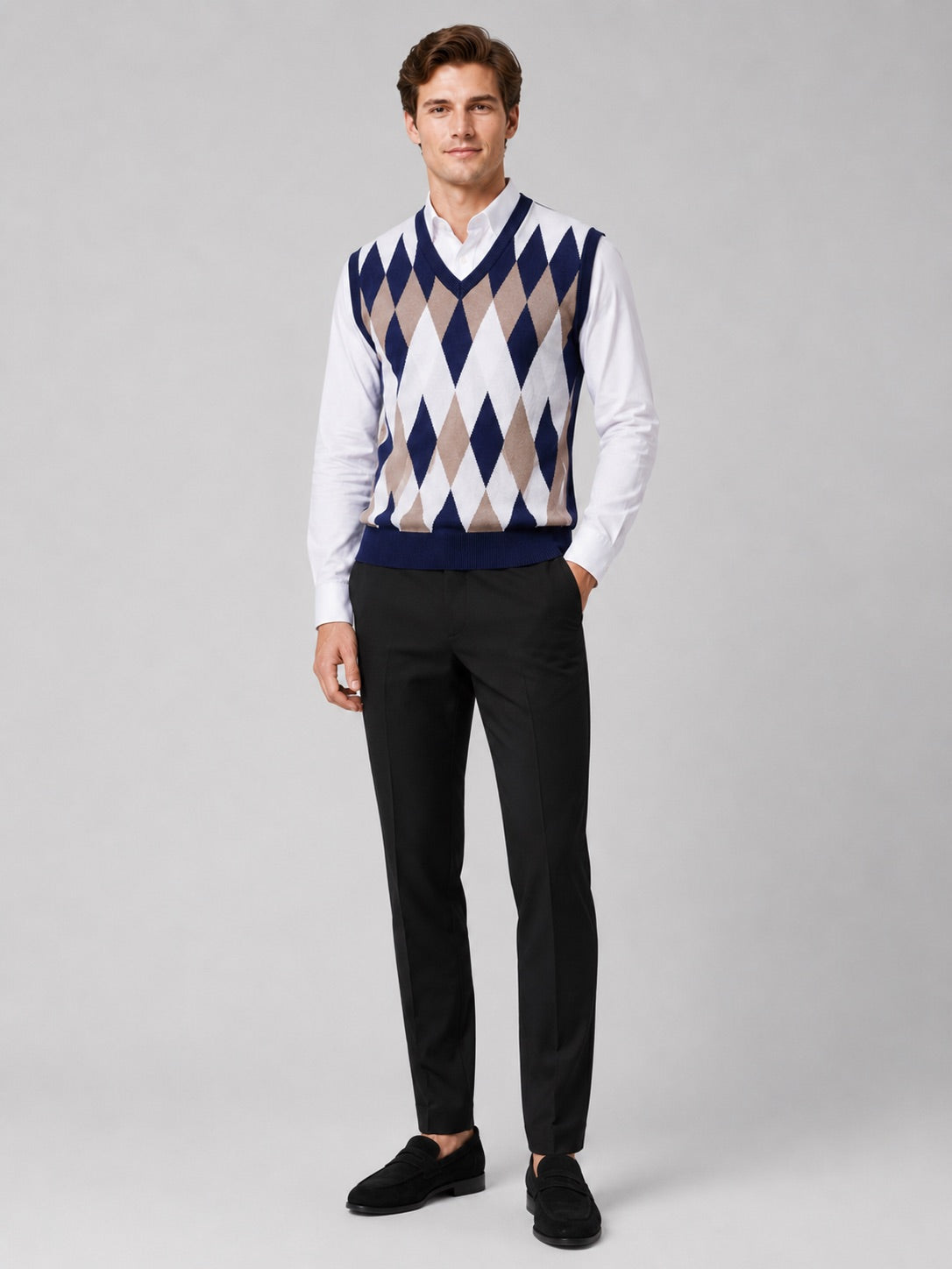 Men’s Argyle Sleeveless Jumper V-Neck Slim Fit Lightweight Knit Autumn Winter Layer for Business Casual and Everyday Wear