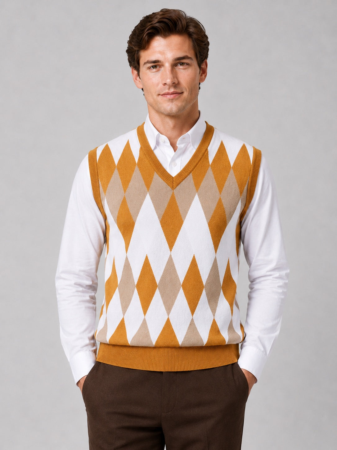 Men’s Argyle Sleeveless Jumper V-Neck Slim Fit Lightweight Knit Autumn Winter Layer for Business Casual and Everyday Wear