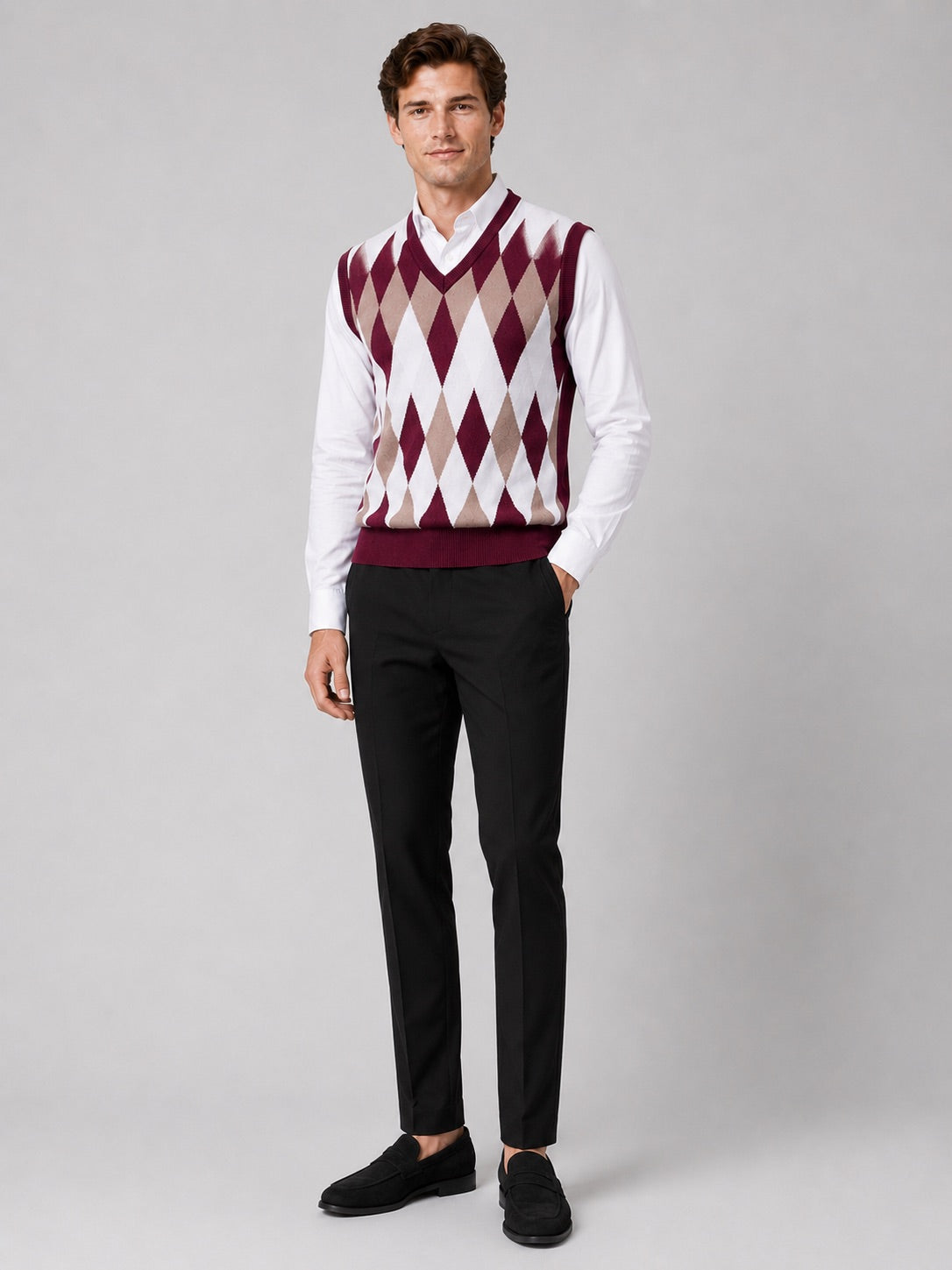 Men’s Argyle Sleeveless Jumper V-Neck Slim Fit Lightweight Knit Autumn Winter Layer for Business Casual and Everyday Wear
