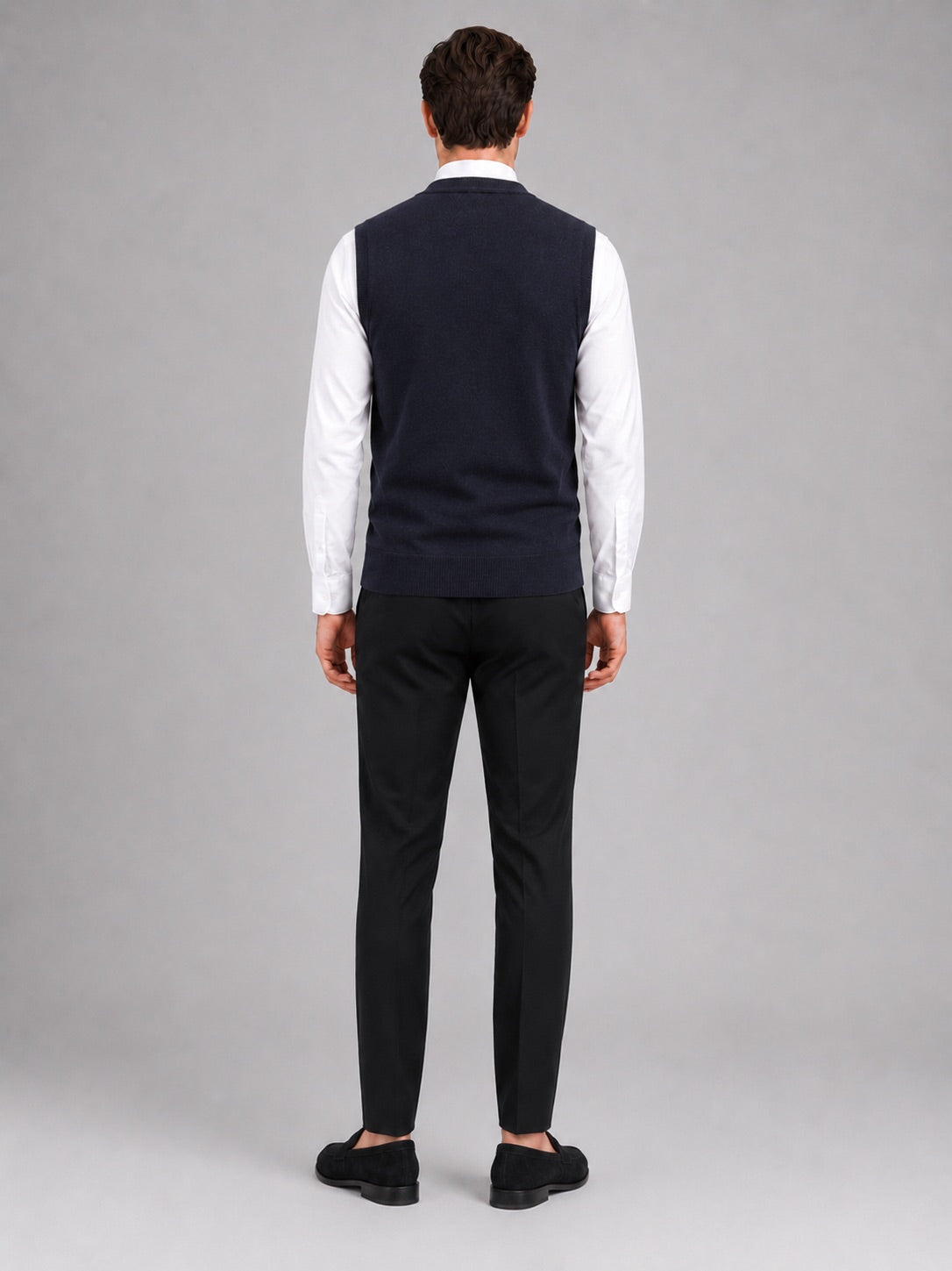 Men’s Fleece Sleeveless Jumper V-Neck Button Front Knit Autumn Winter Layer for Business Casual and Everyday Wear