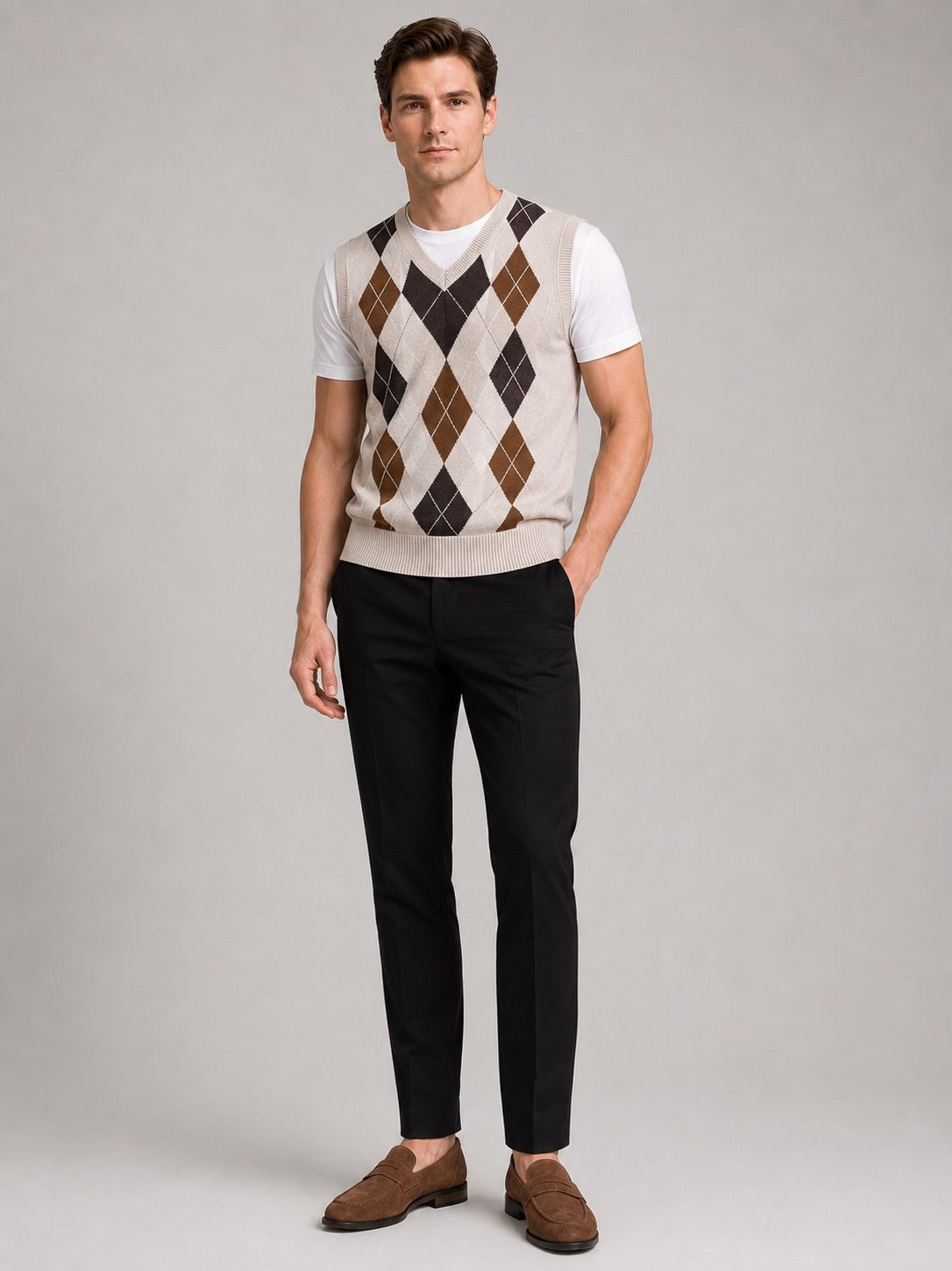Men’s Argyle Sleeveless Jumper V-Neck Slim Fit Knit Autumn Winter Layer for Business Casual and Everyday Wear