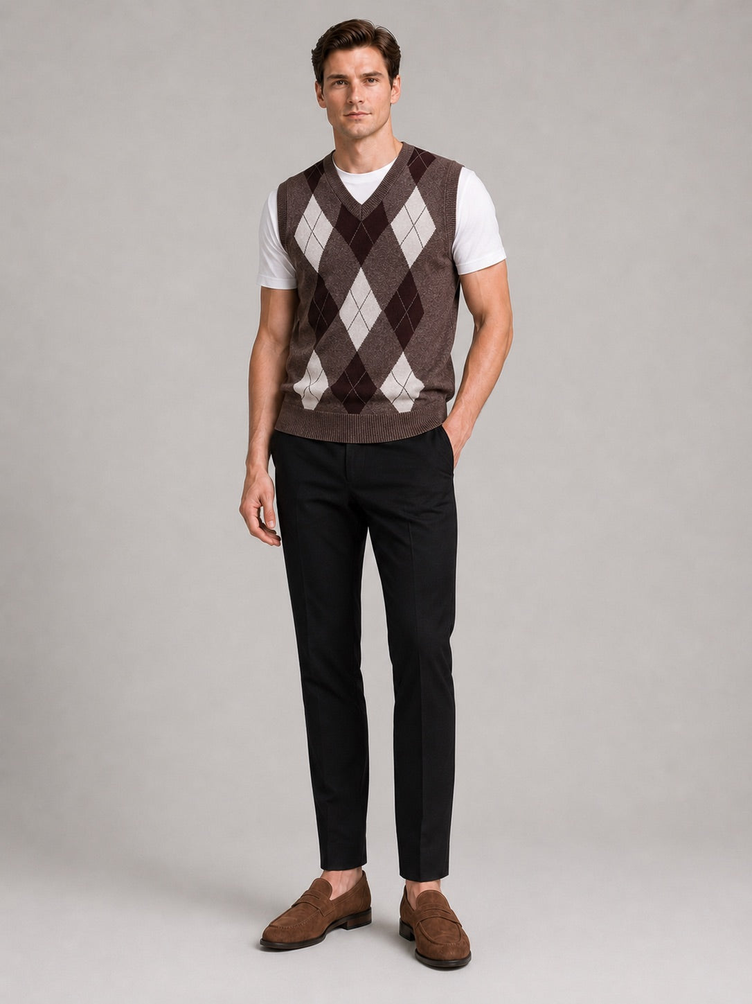 Men’s Argyle Sleeveless Jumper V-Neck Slim Fit Knit Autumn Winter Layer for Business Casual and Everyday Wear
