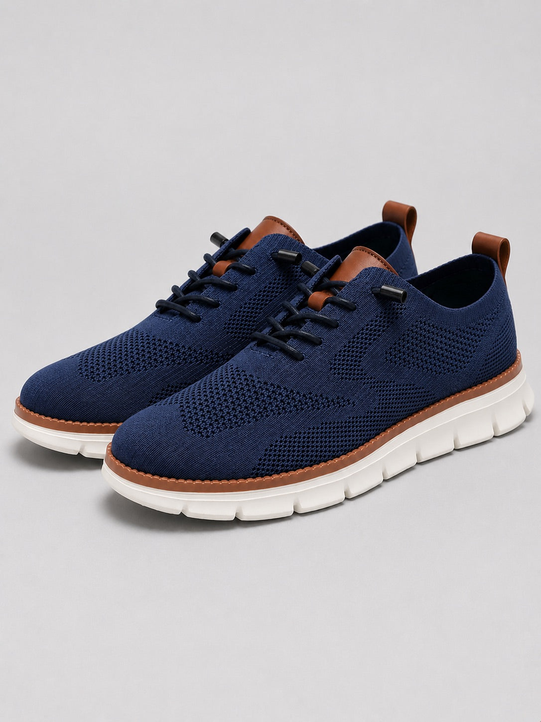 Men’s Mesh Trainers Lightweight Breathable Lace-Up Casual Shoes for Summer Travel and Everyday Wear
