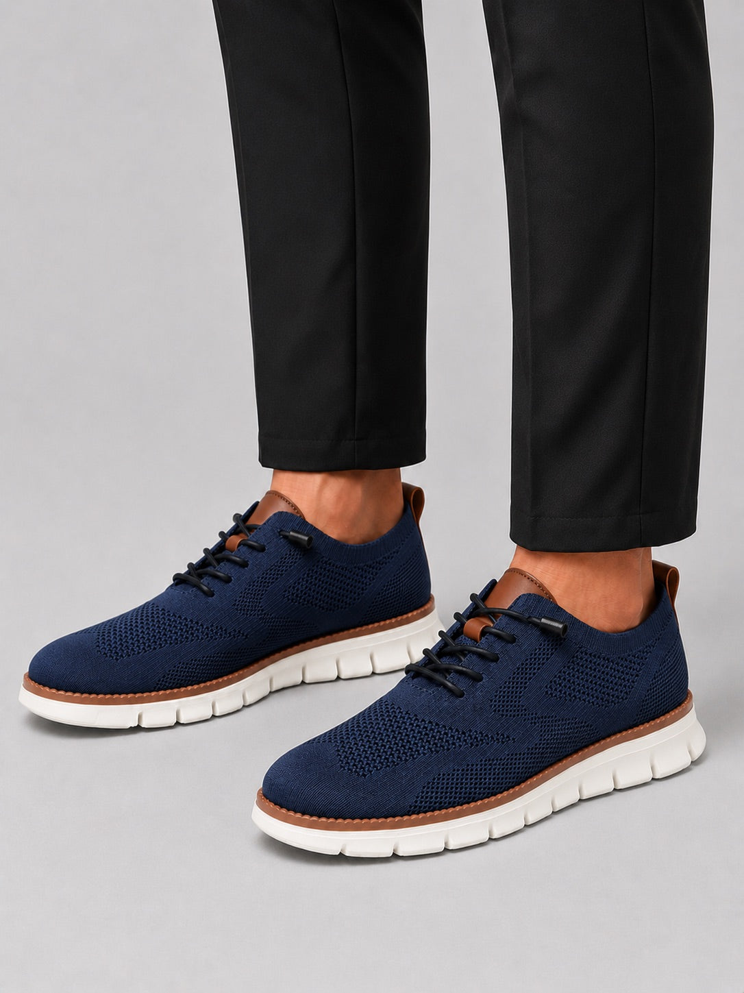 Men’s Mesh Trainers Lightweight Breathable Lace-Up Casual Shoes for Summer Travel and Everyday Wear