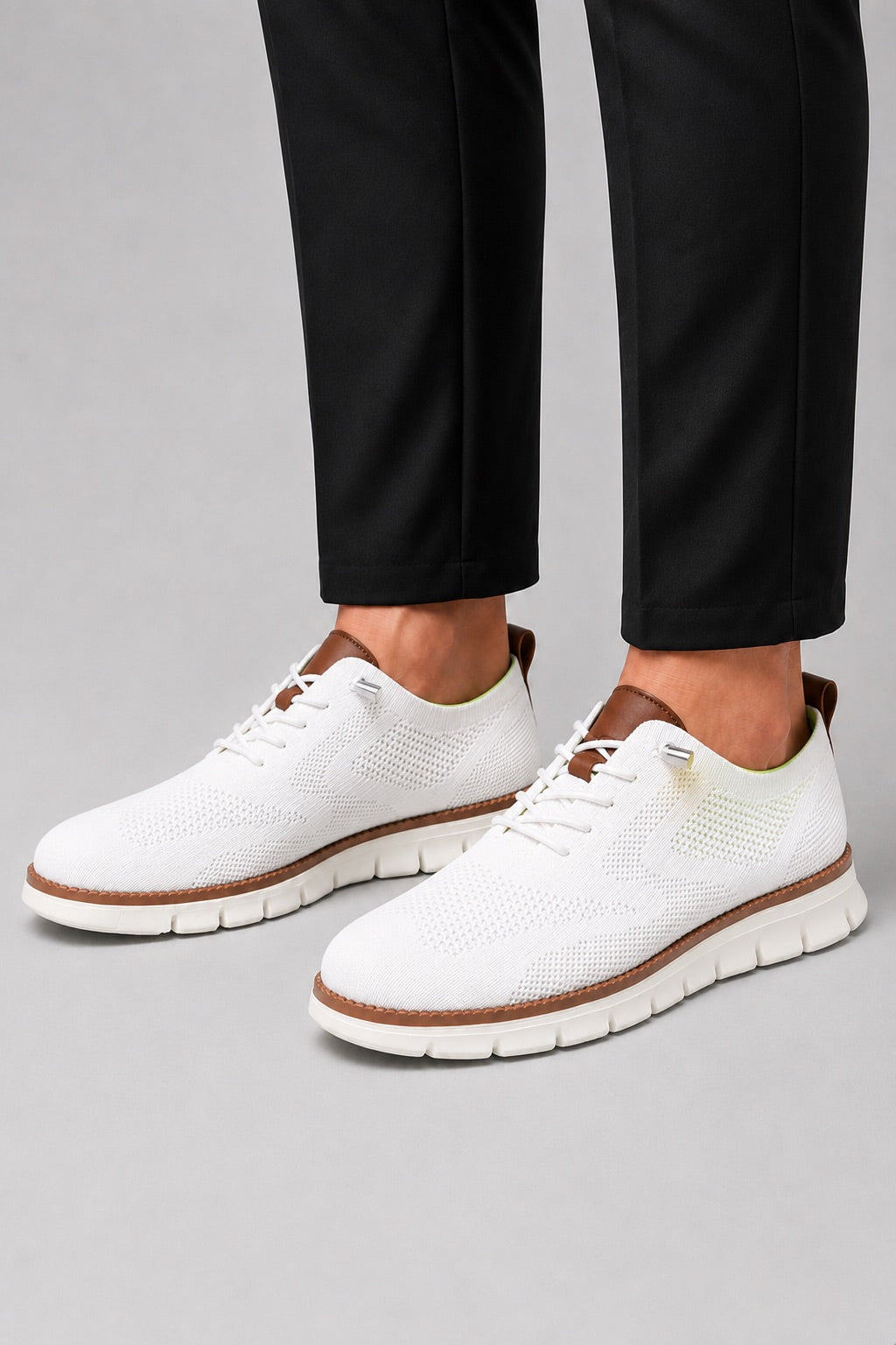 Men’s Mesh Trainers Lightweight Breathable Lace-Up Casual Shoes for Summer Travel and Everyday Wear