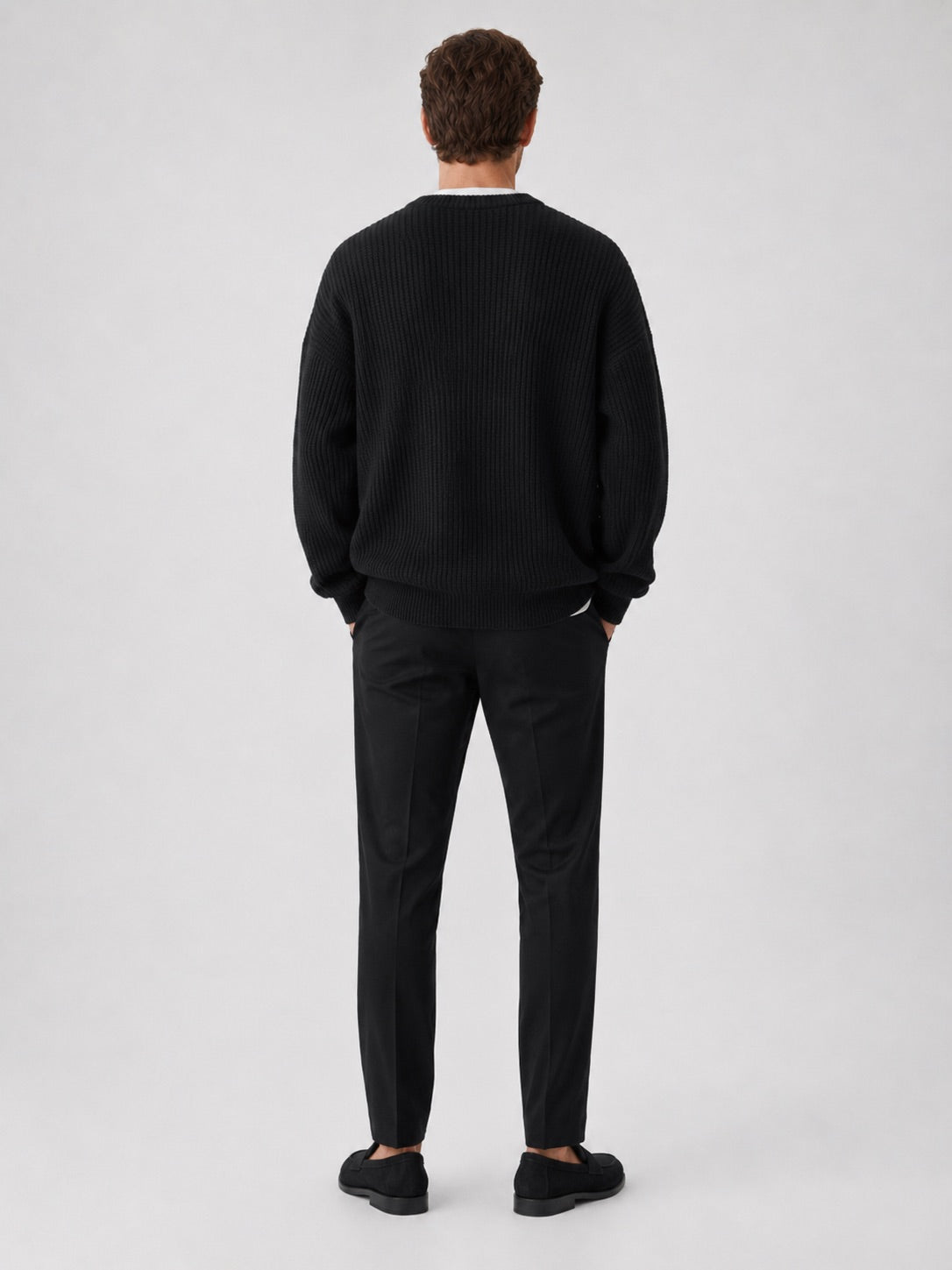 Men’s Crewneck Jumper Loose Fit Solid Colour Autumn Pullover for Business Casual and Everyday Wear