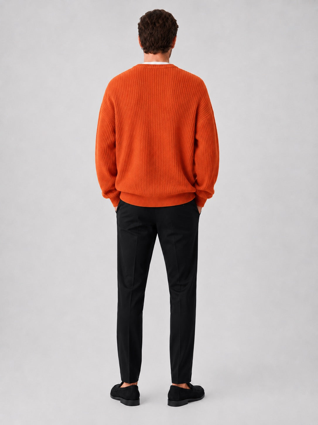 Men’s Crewneck Jumper Loose Fit Solid Colour Autumn Pullover for Business Casual and Everyday Wear