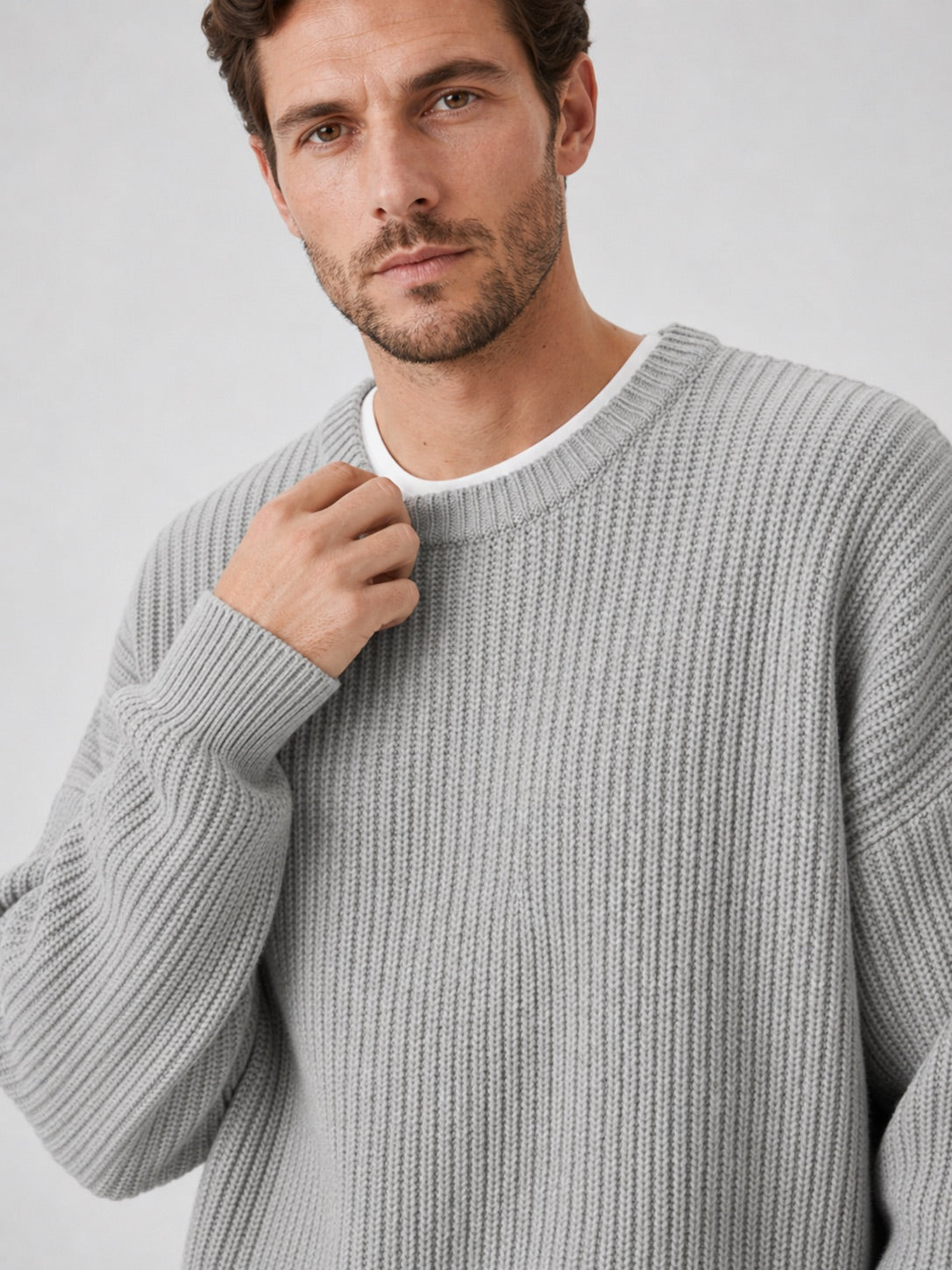 Men’s Crewneck Jumper Loose Fit Solid Colour Autumn Pullover for Business Casual and Everyday Wear