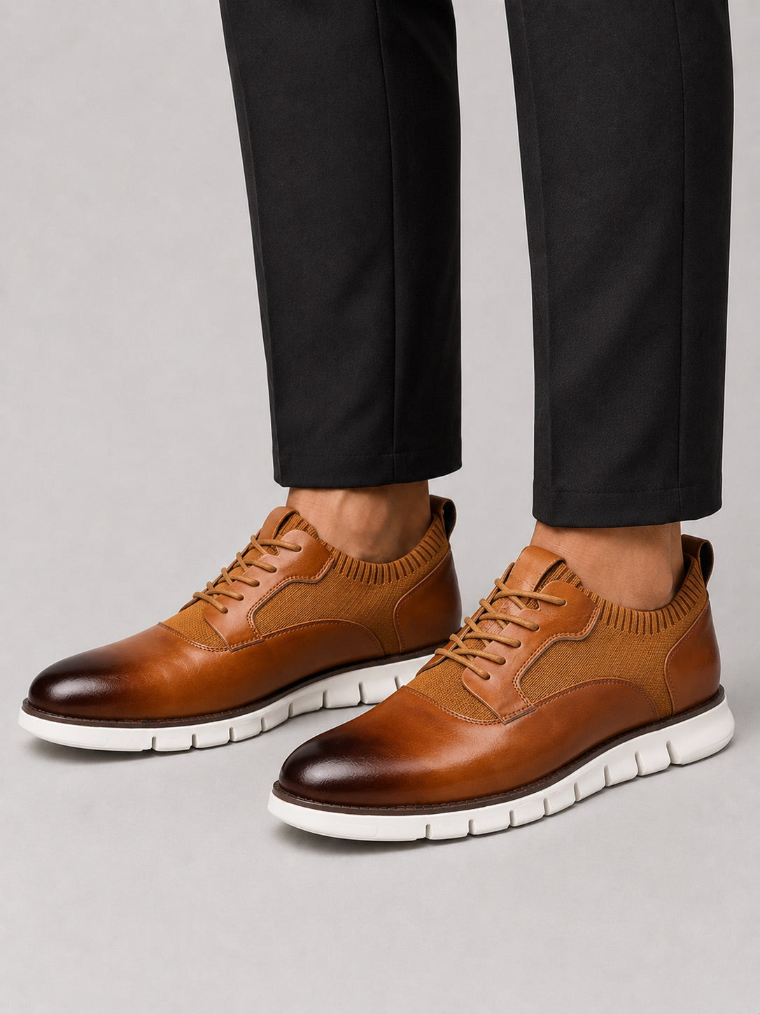 Men’s Comfort Dress Shoes Lace-Up Round Toe Non-Slip Casual Business Shoes for Office and Everyday Wear