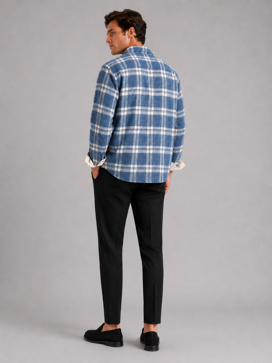 Men’s Check Flannel Shirt Jacket Long Sleeve Loose Fit Autumn Spring Shacket with Chest Pockets for Casual and Outdoor Wear