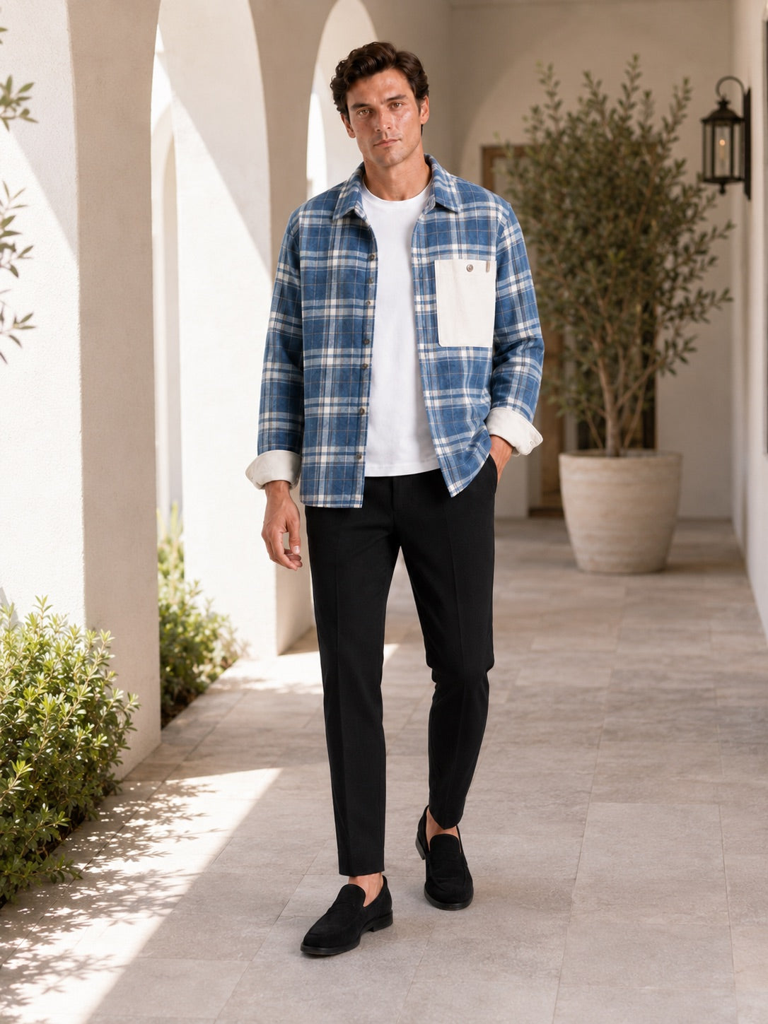 Men’s Check Flannel Shirt Jacket Long Sleeve Loose Fit Autumn Spring Shacket with Chest Pockets for Casual and Outdoor Wear