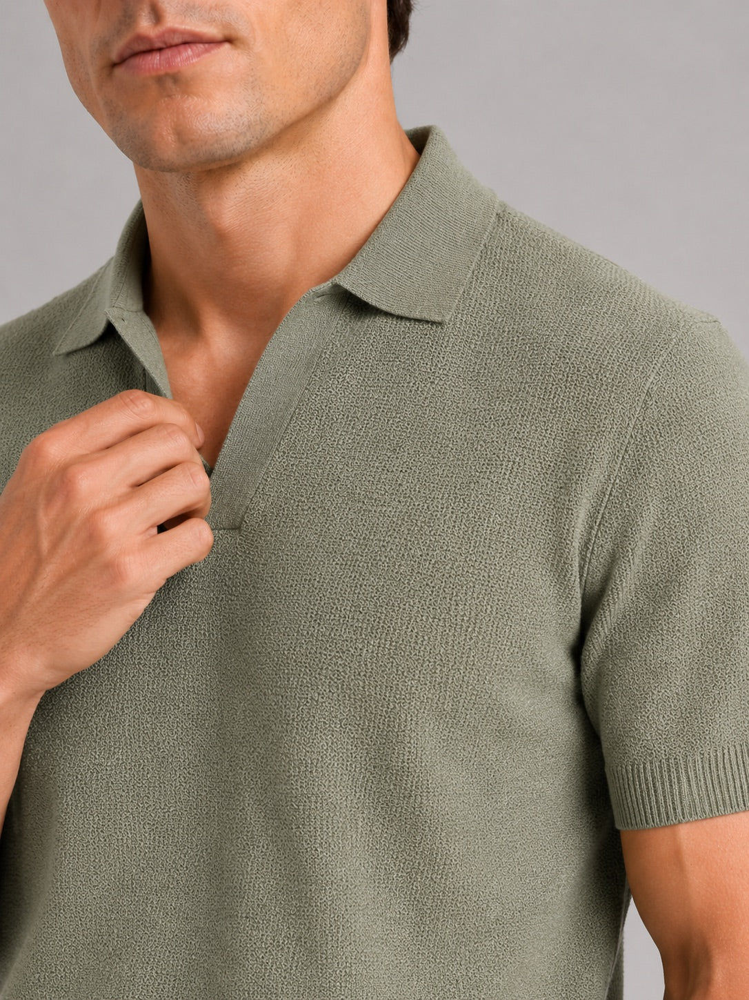 Men’s Knit Polo T-Shirt Solid Colour Short Sleeve Lightweight Summer Top for Business Casual and Vacation Wear