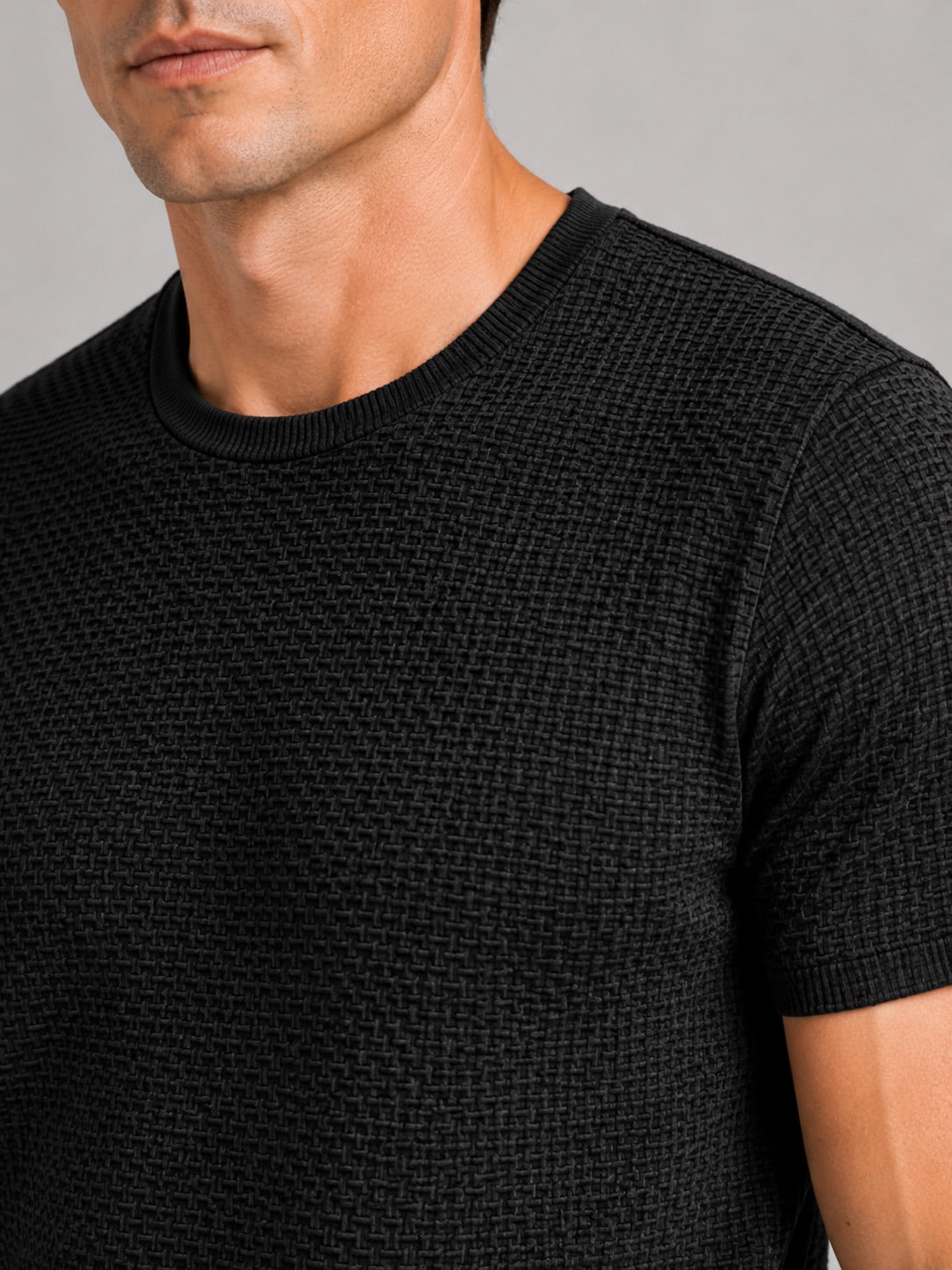 Men’s Mesh Crew Neck T-Shirt Breathable Lightweight Stretch Summer Top for Casual and Everyday Wear