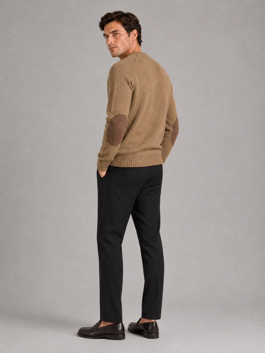Men’s Crew Neck Wool Knit Jumper Thick Loose Fit Autumn Winter Pullover for Casual and Everyday Wear