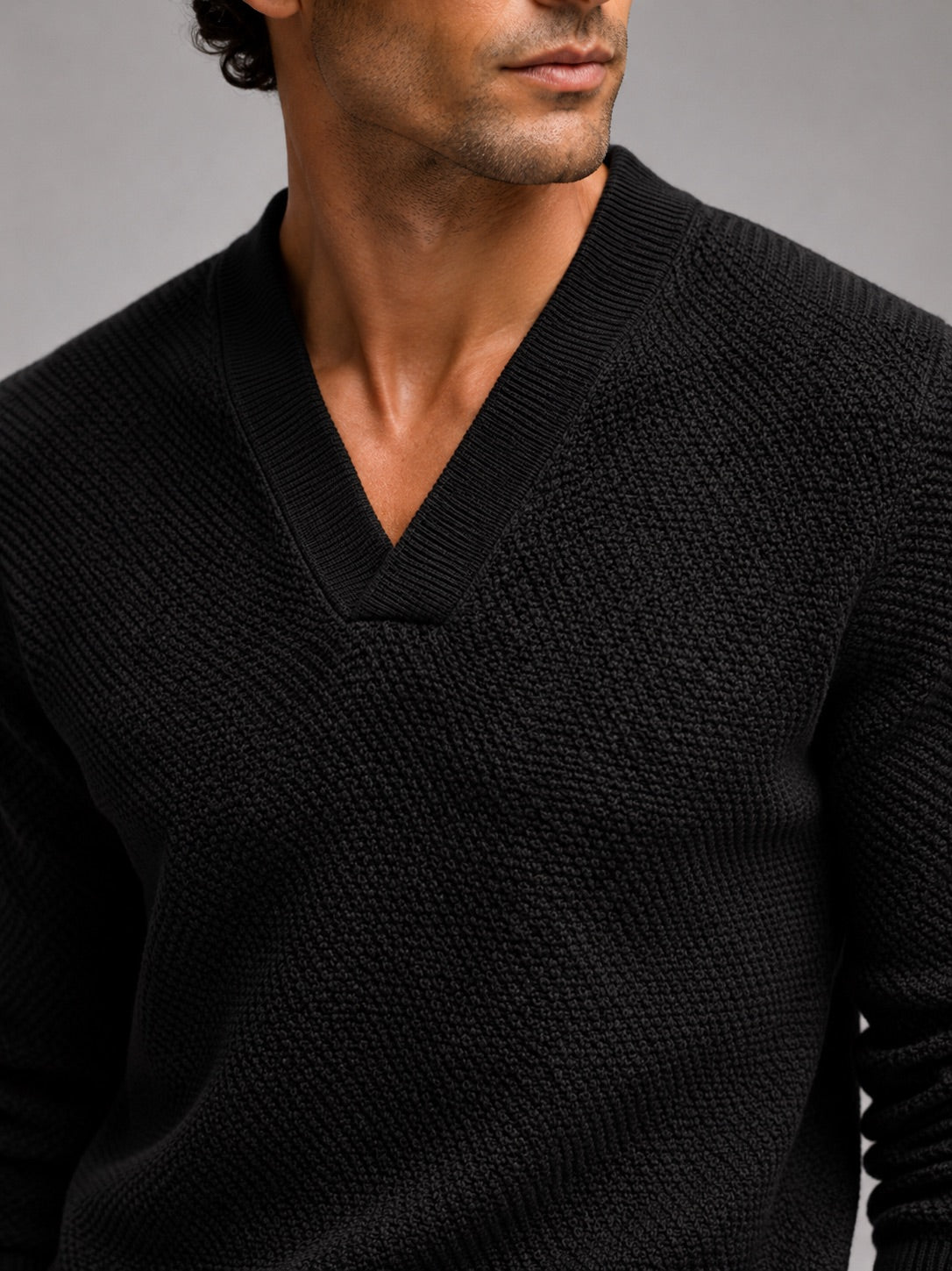 Men’s V-Neck Jumper Heavyweight Knit Thick Long Sleeve Autumn Winter Pullover for Business Casual and Stylish Everyday Wear